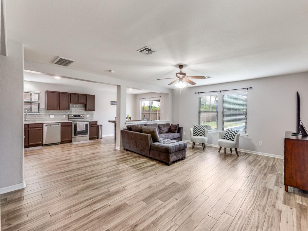 74 Jan Ln, Georgetown, TX 78626