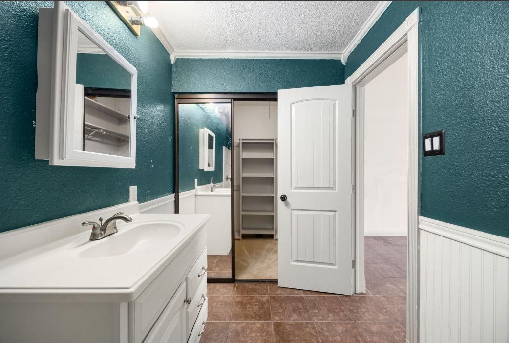 1748 Ohlen Rd # 42, Austin, TX 78757