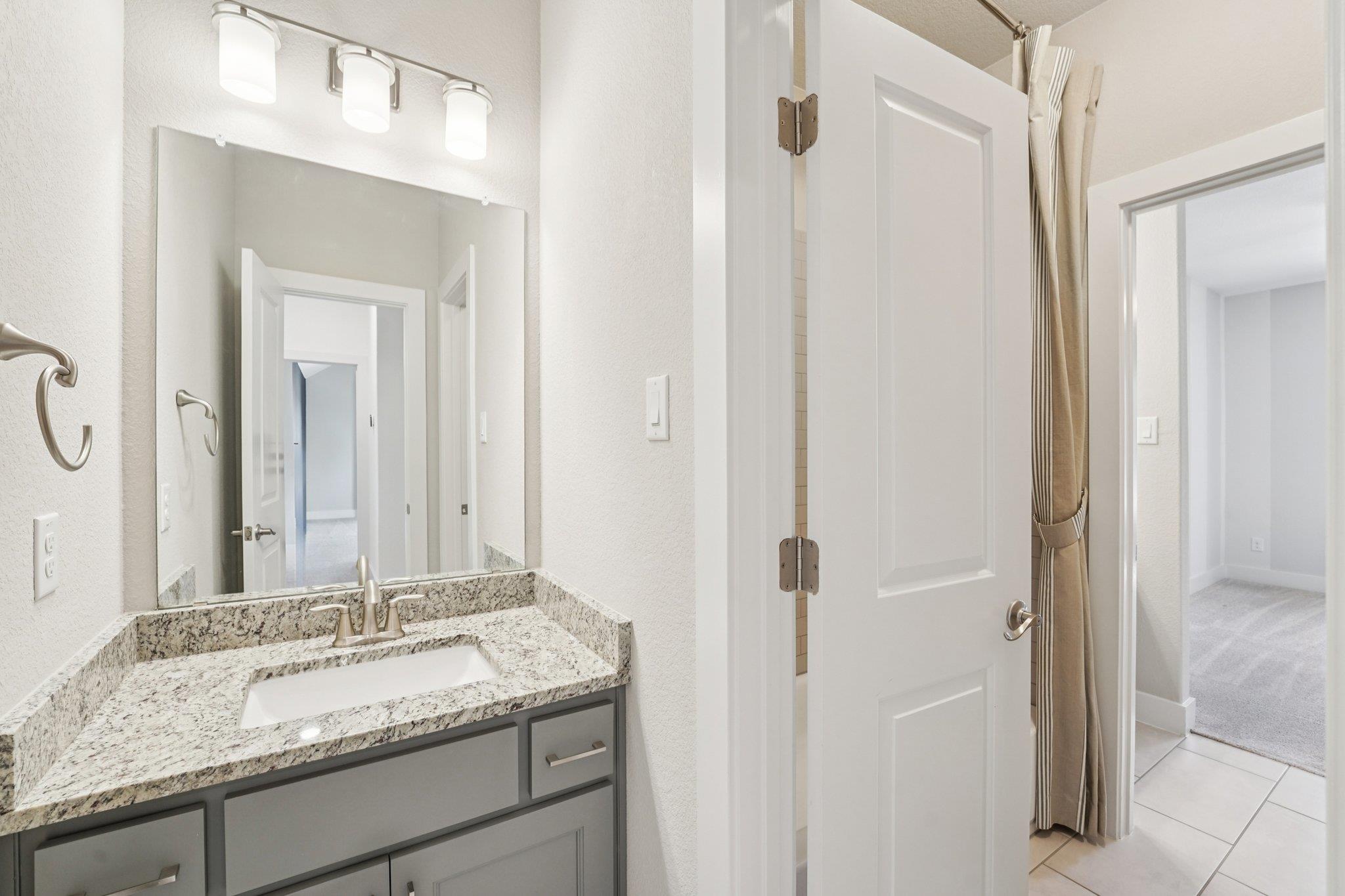 100 Barefoot Park Ln, Georgetown, TX 78628