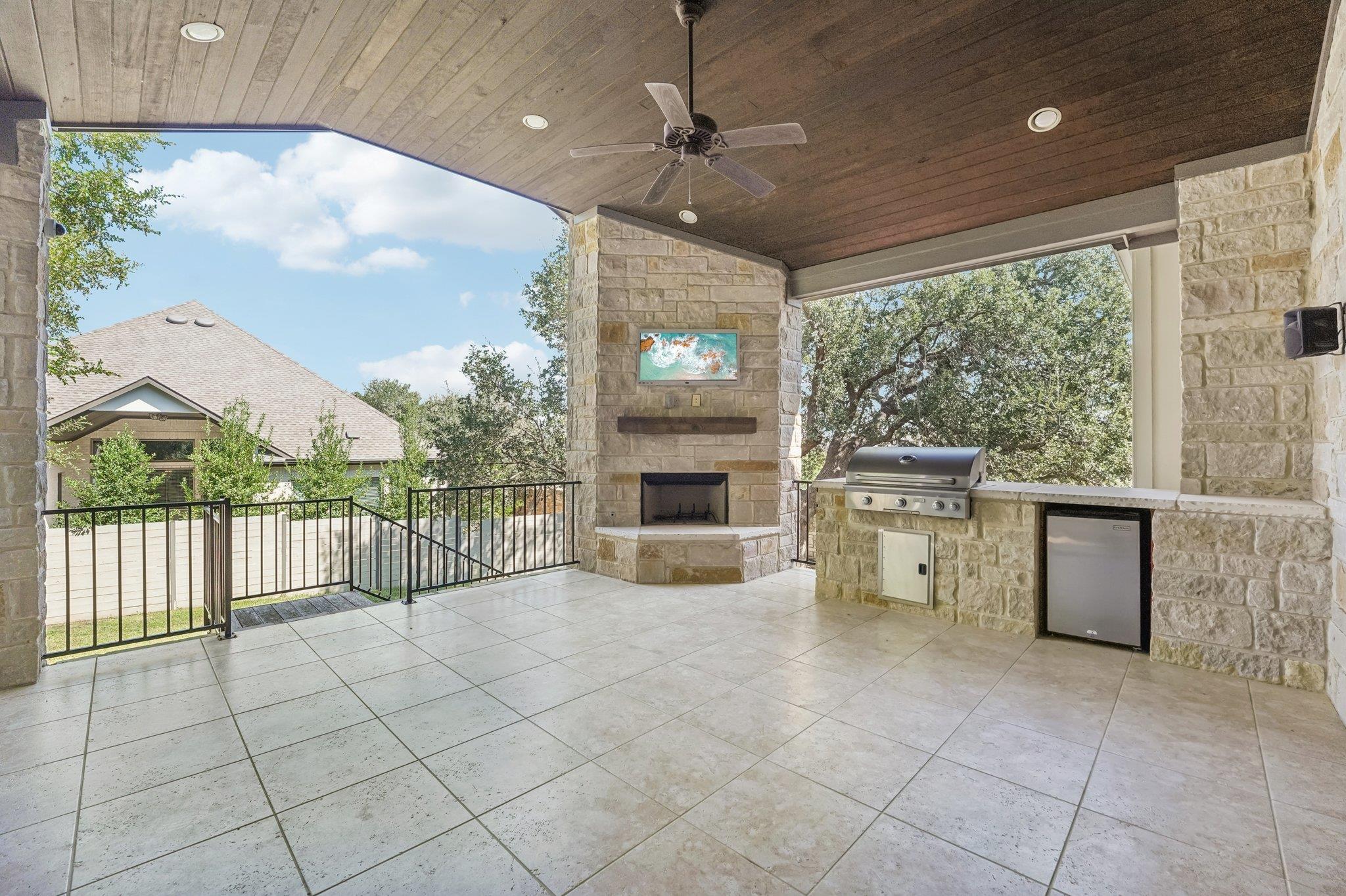 100 Barefoot Park Ln, Georgetown, TX 78628
