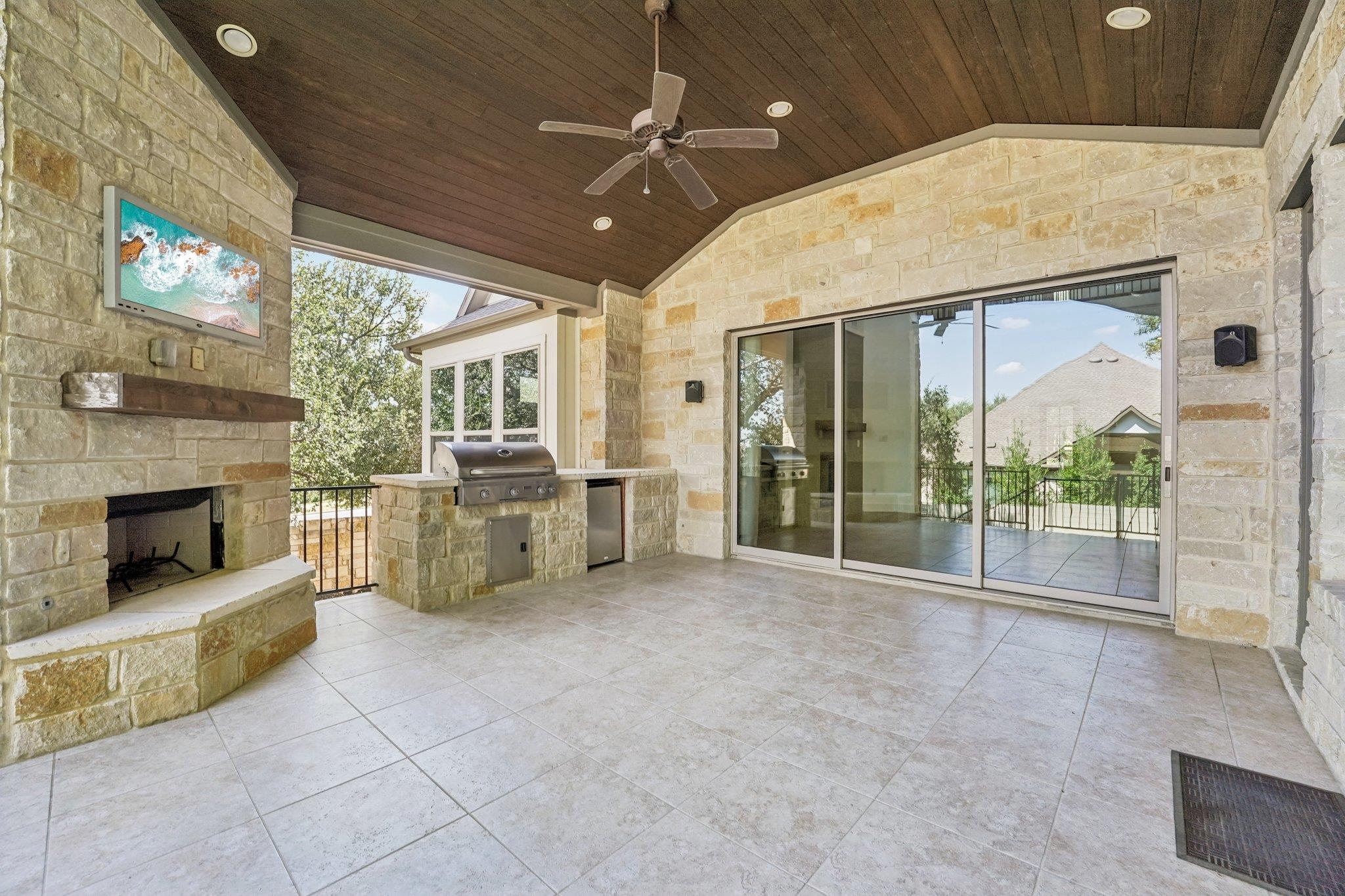 100 Barefoot Park Ln, Georgetown, TX 78628