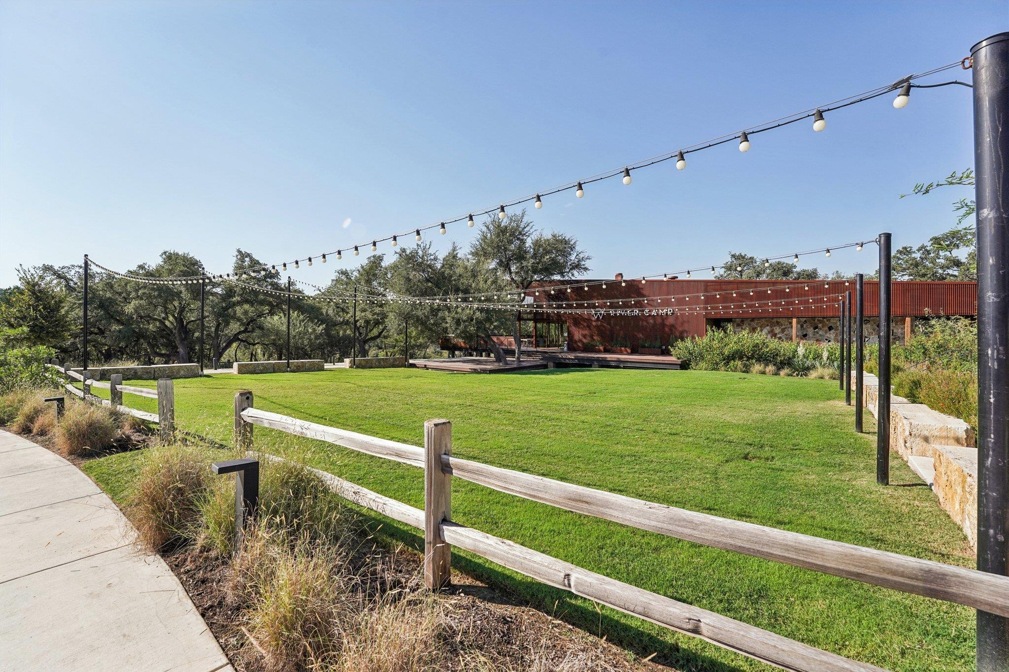 100 Barefoot Park Ln, Georgetown, TX 78628