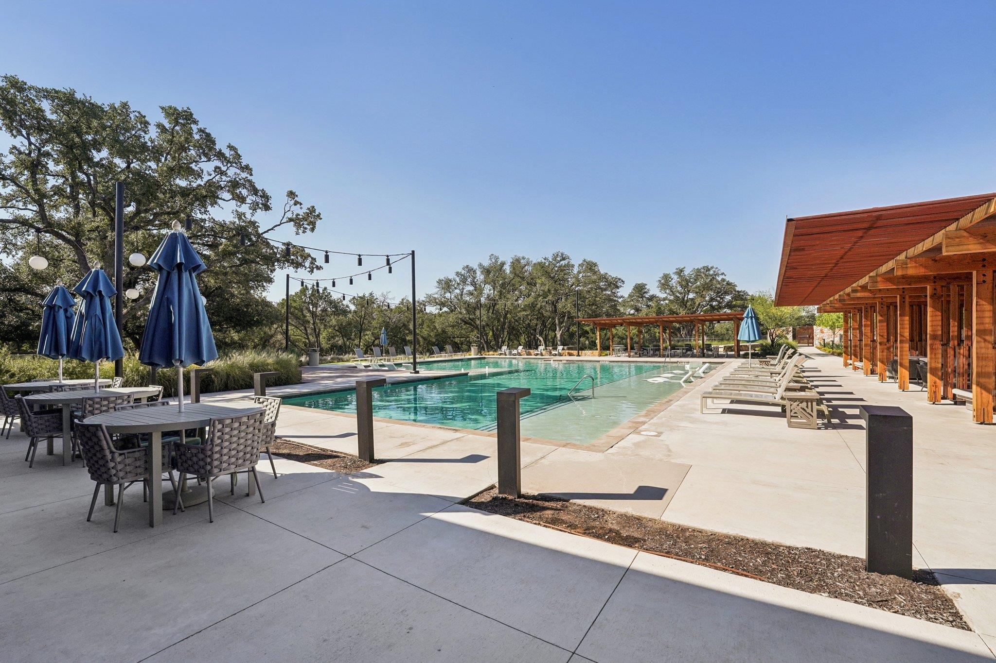 100 Barefoot Park Ln, Georgetown, TX 78628