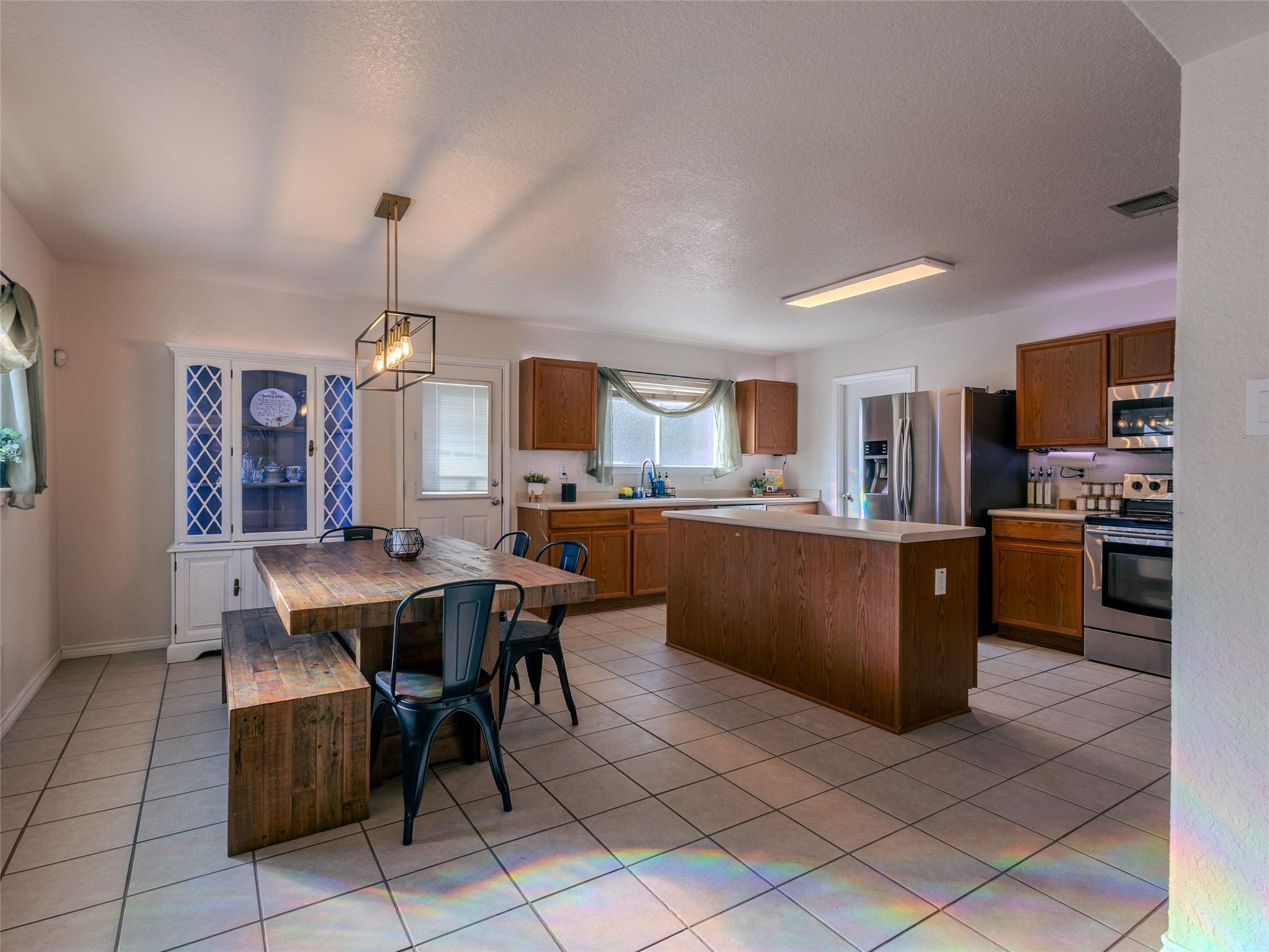 125 Dewberry Park, Cibolo, TX 78108