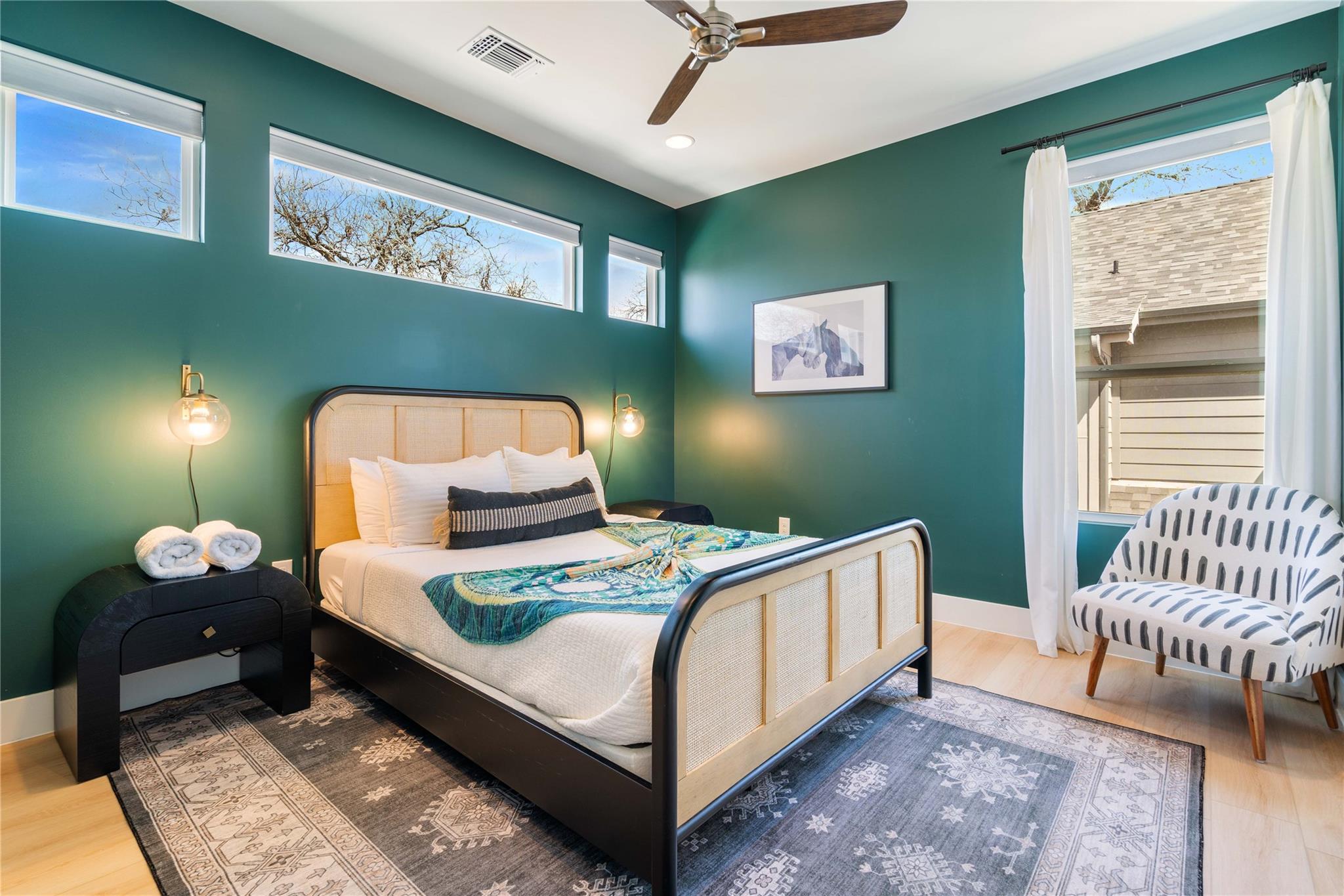 1126 Linden St # 1, Austin, TX 78702