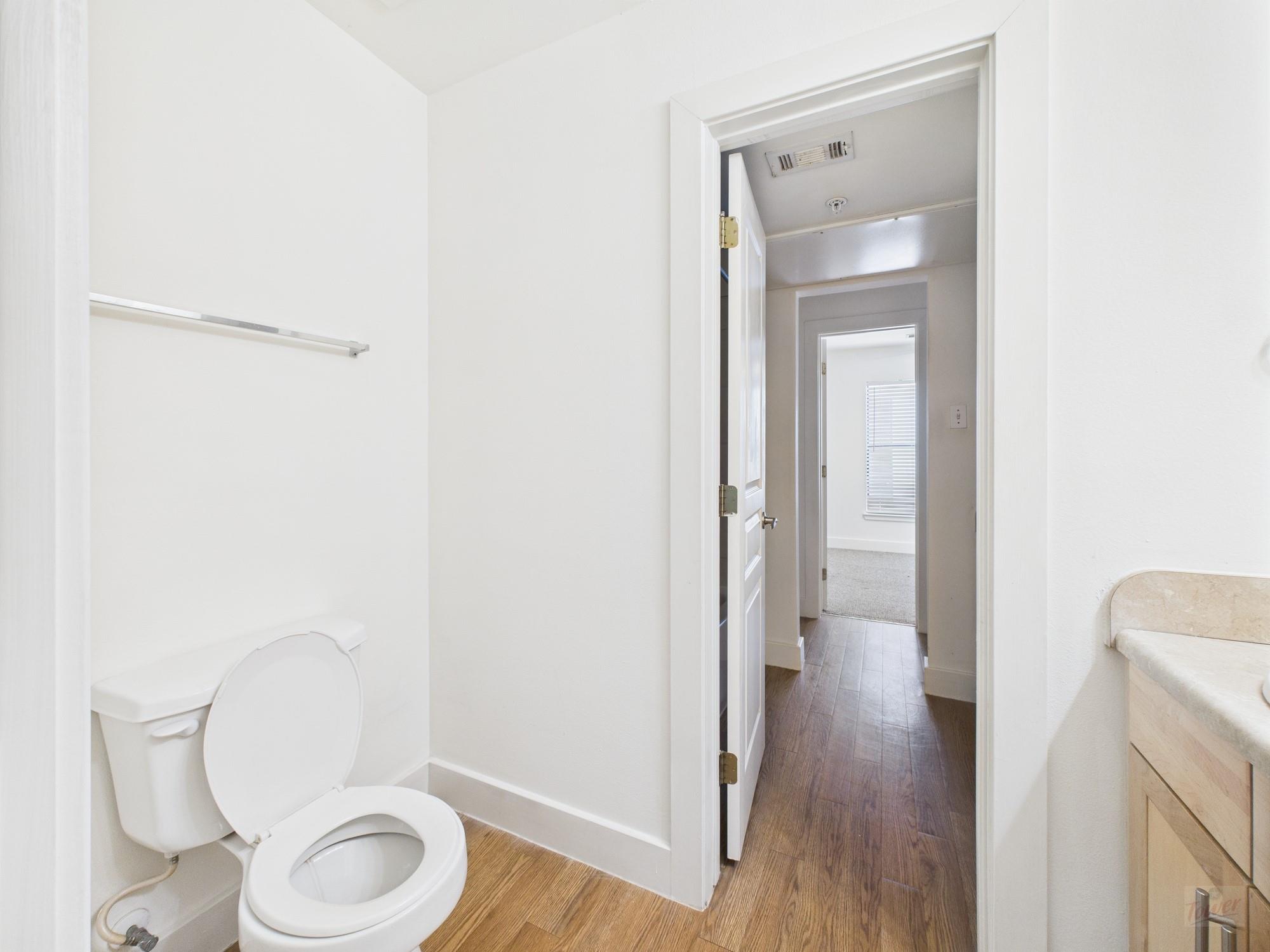 711 W 32 St # 155, Austin, TX 78705