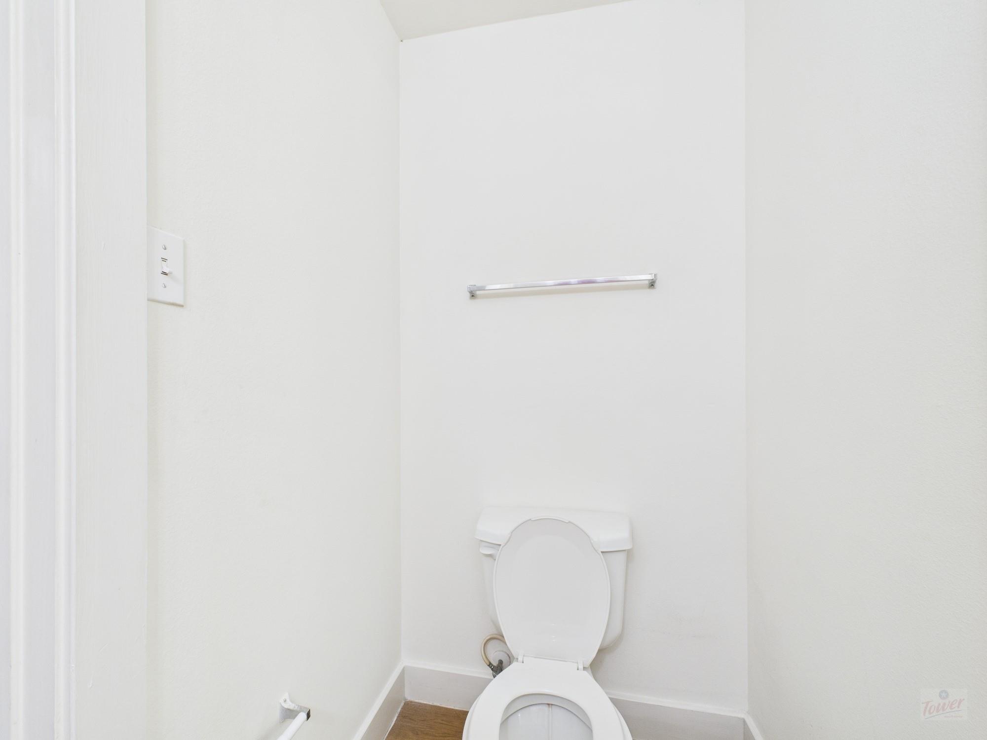 711 W 32 St # 155, Austin, TX 78705