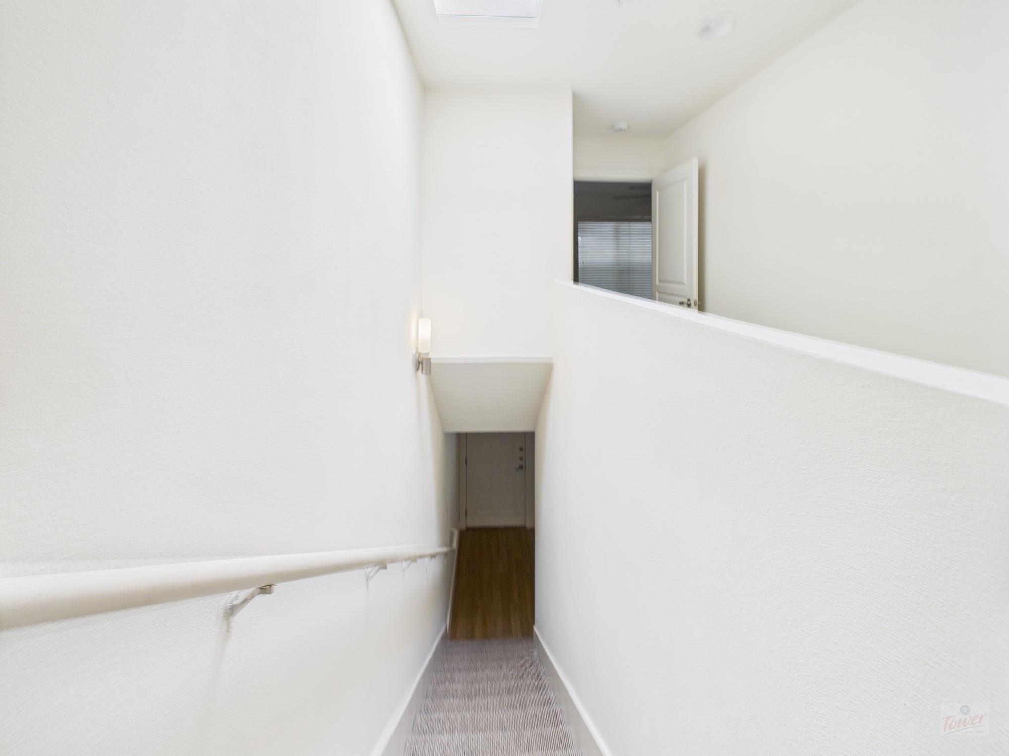 711 W 32 St # 155, Austin, TX 78705