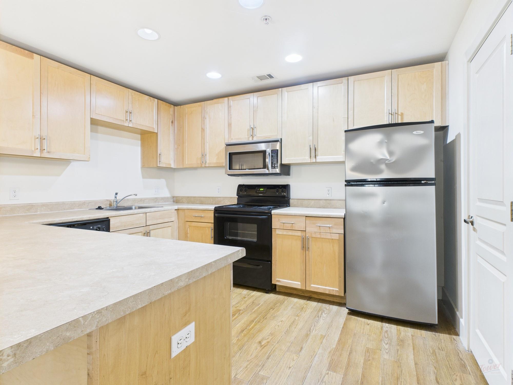 711 W 32 St # 155, Austin, TX 78705