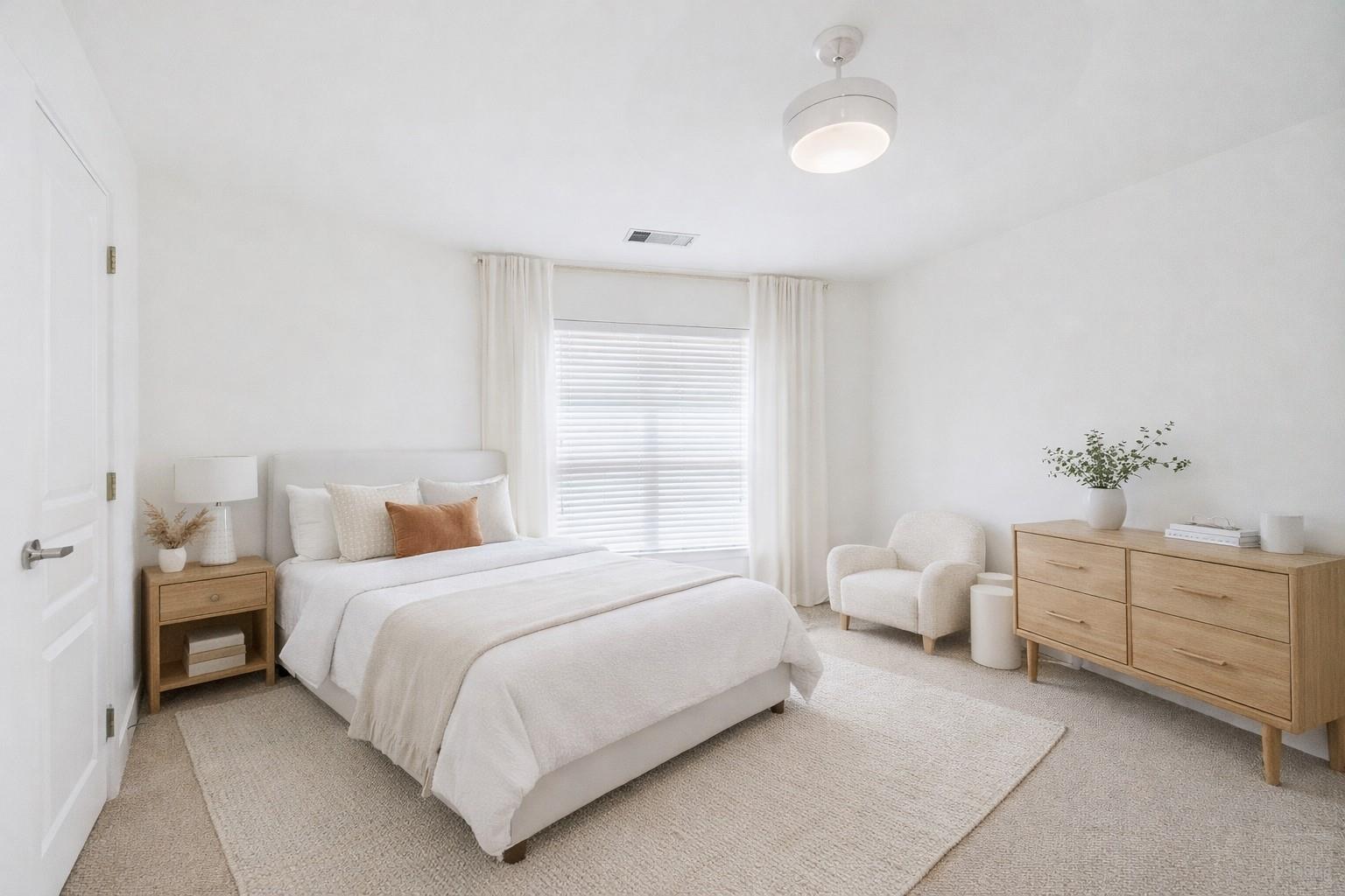 711 W 32 St # 155, Austin, TX 78705