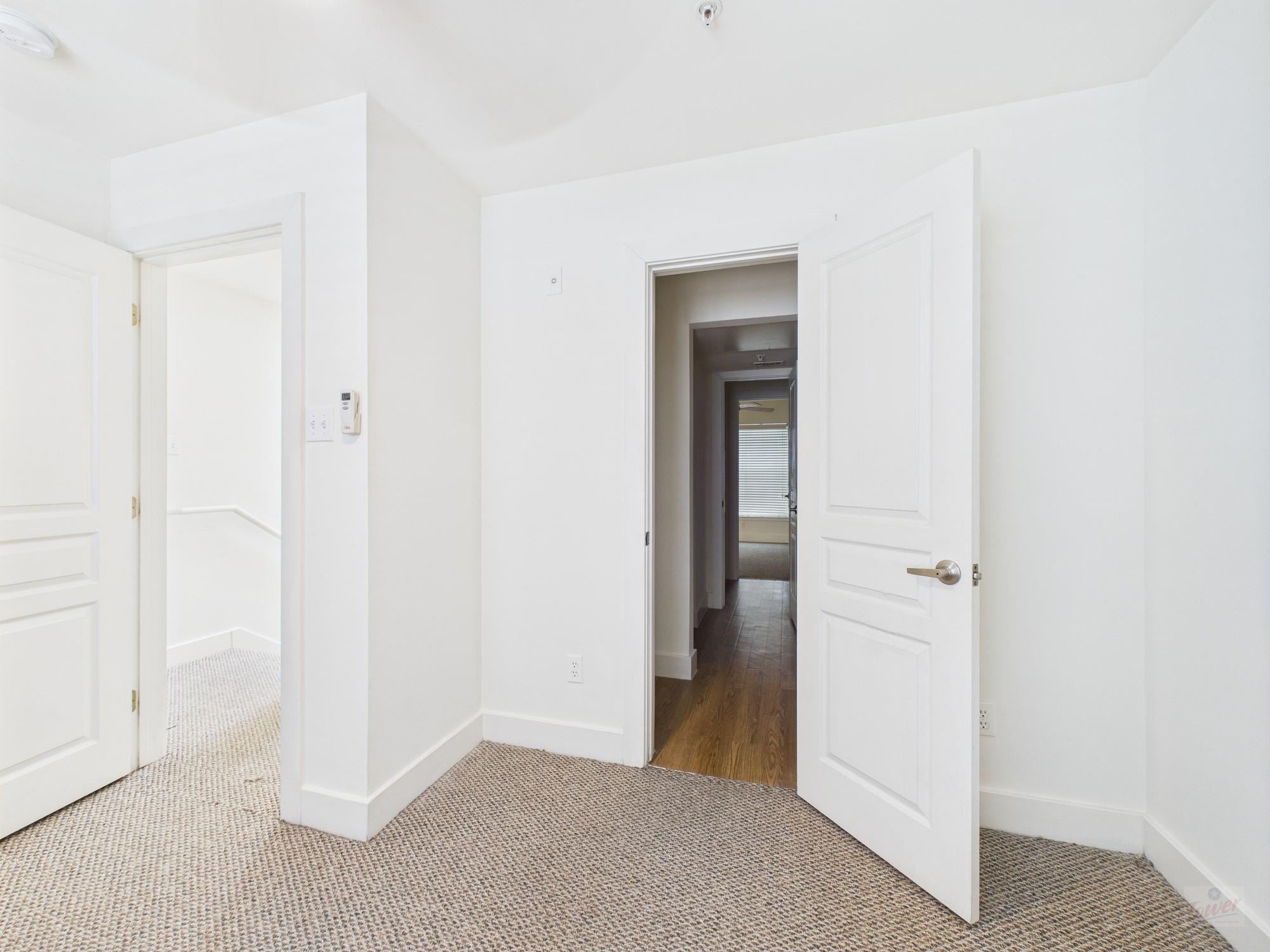 711 W 32 St # 155, Austin, TX 78705