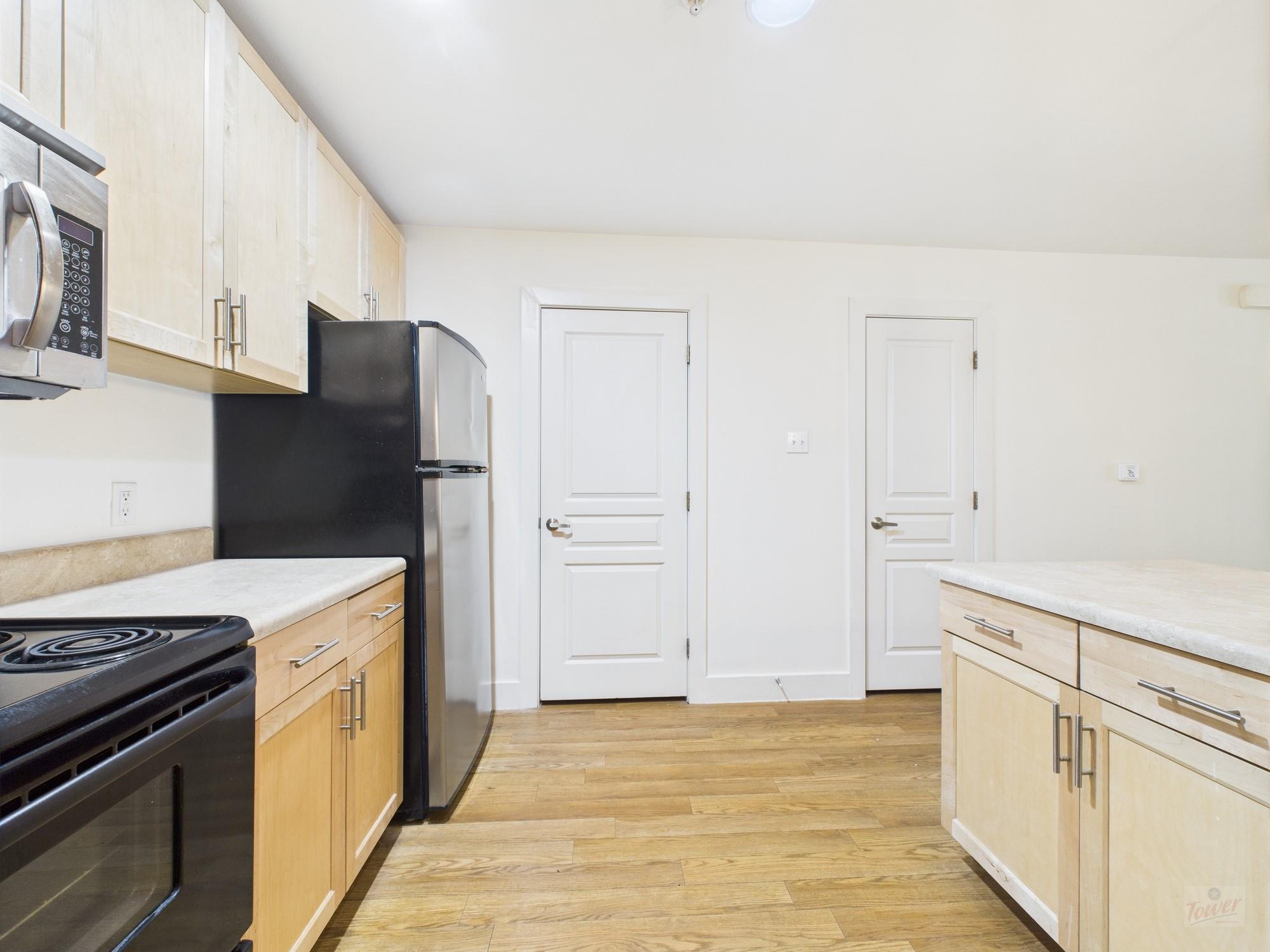 711 W 32 St # 155, Austin, TX 78705