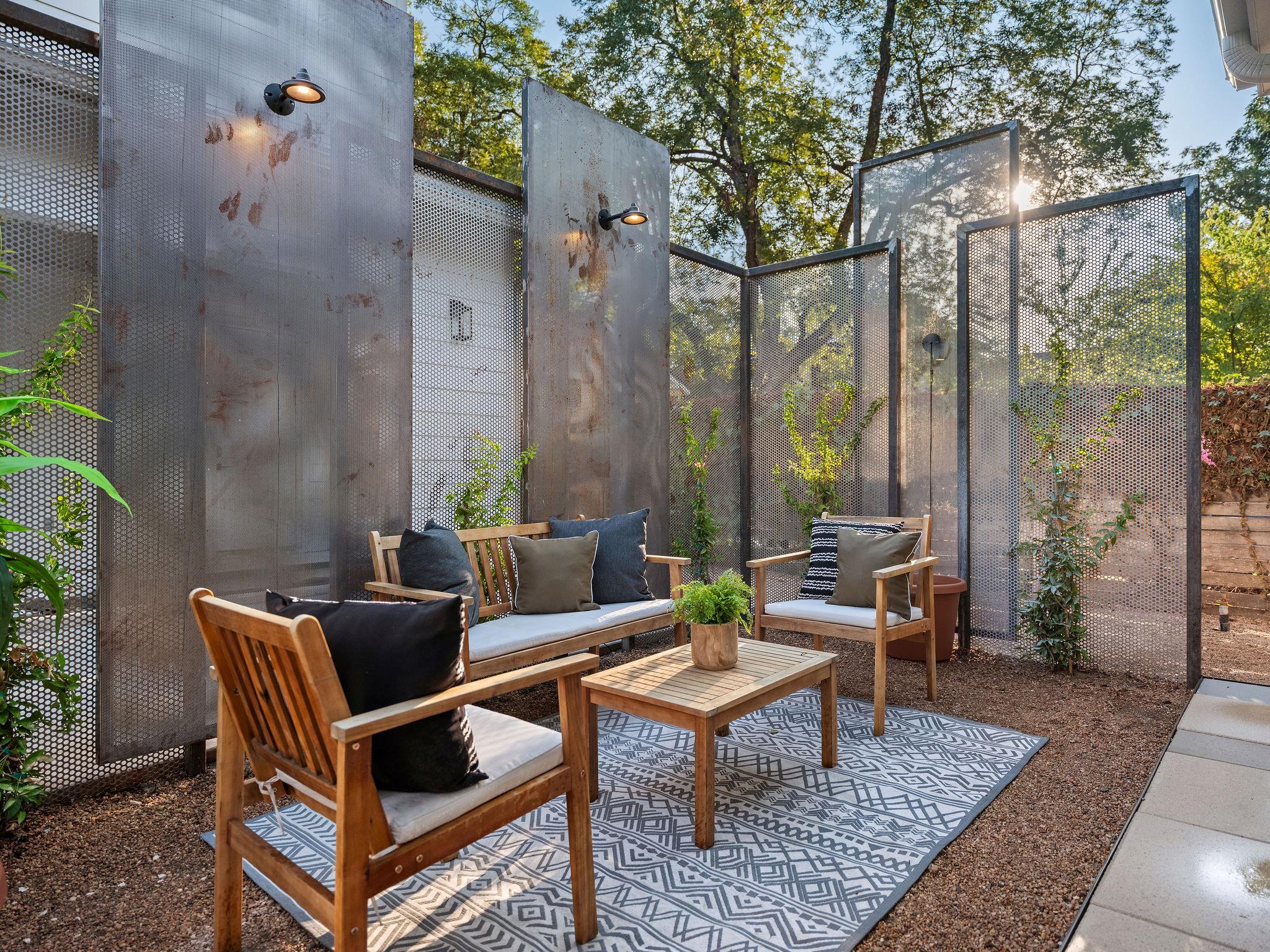 1401 E 3rd St, Austin, TX 78702