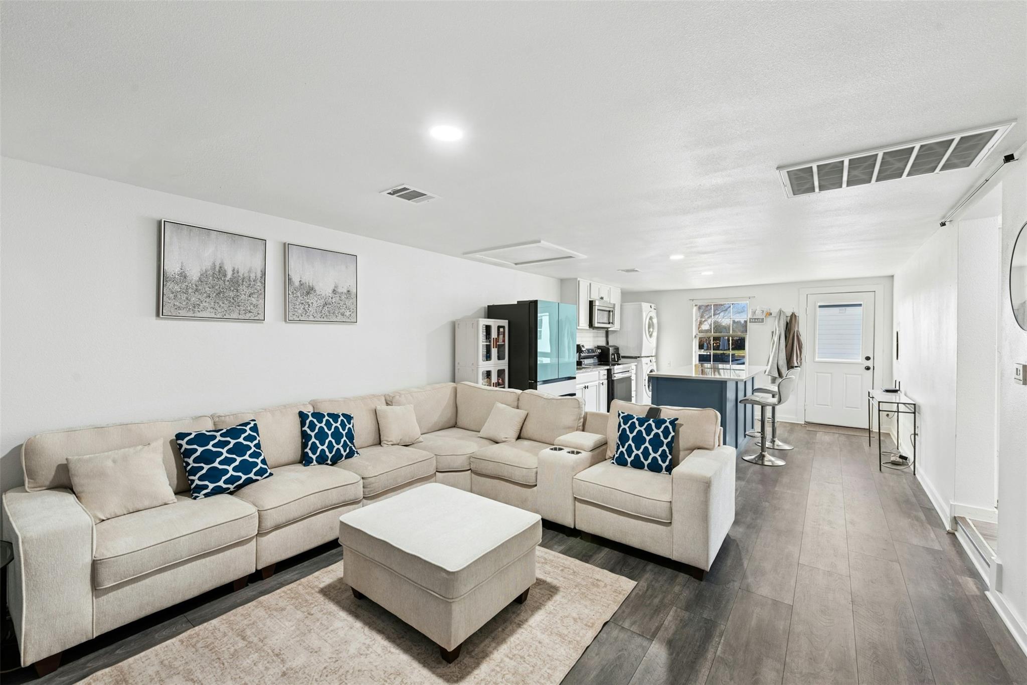 14300 Summit View Dr, Leander, TX 78641