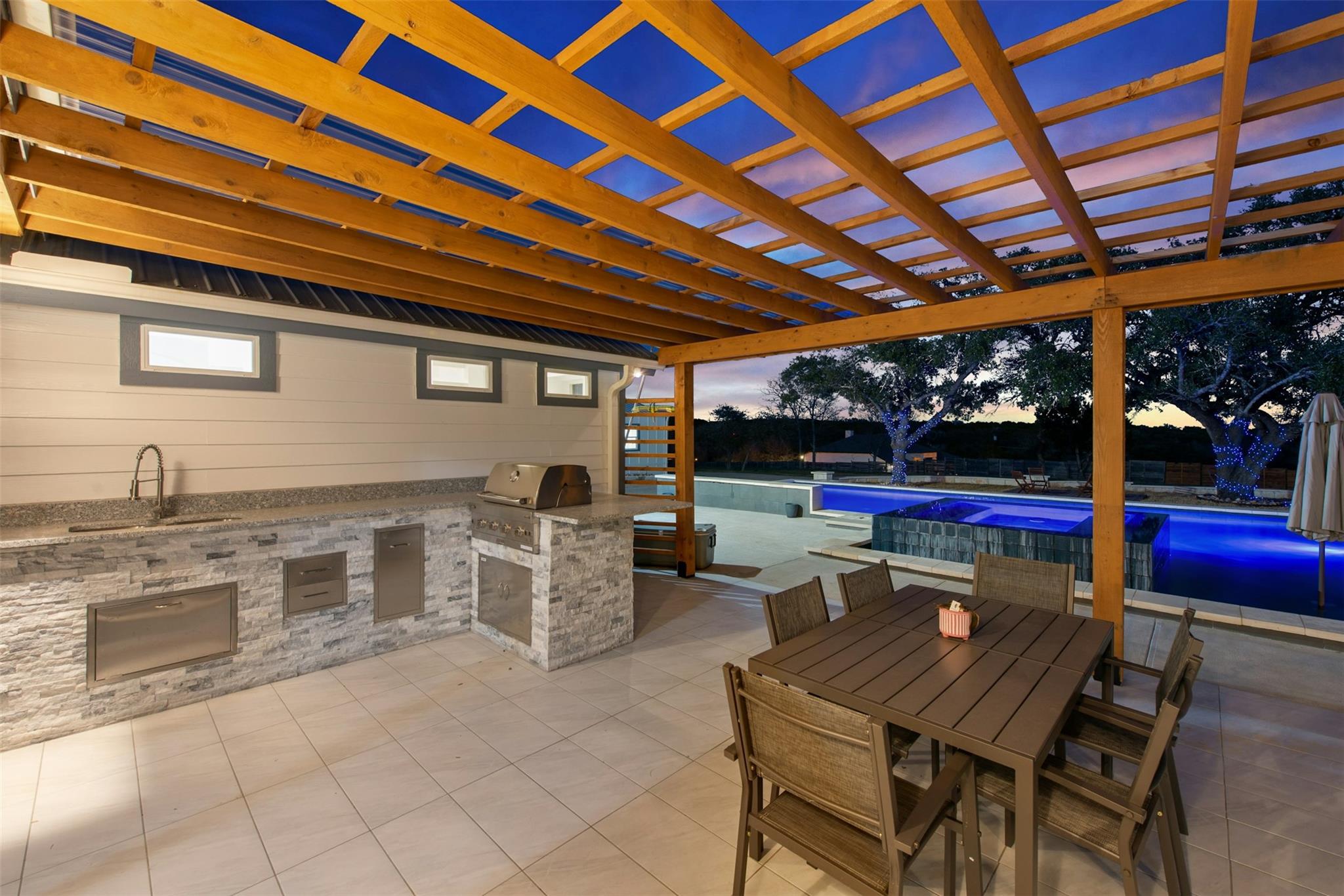 14300 Summit View Dr, Leander, TX 78641