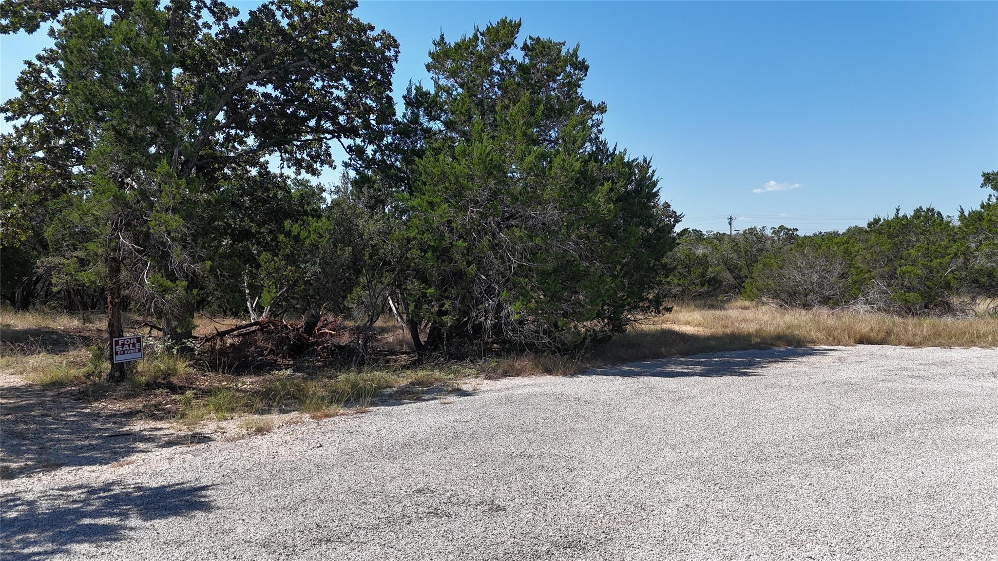 145 Elm Dr, Bandera, TX 78003