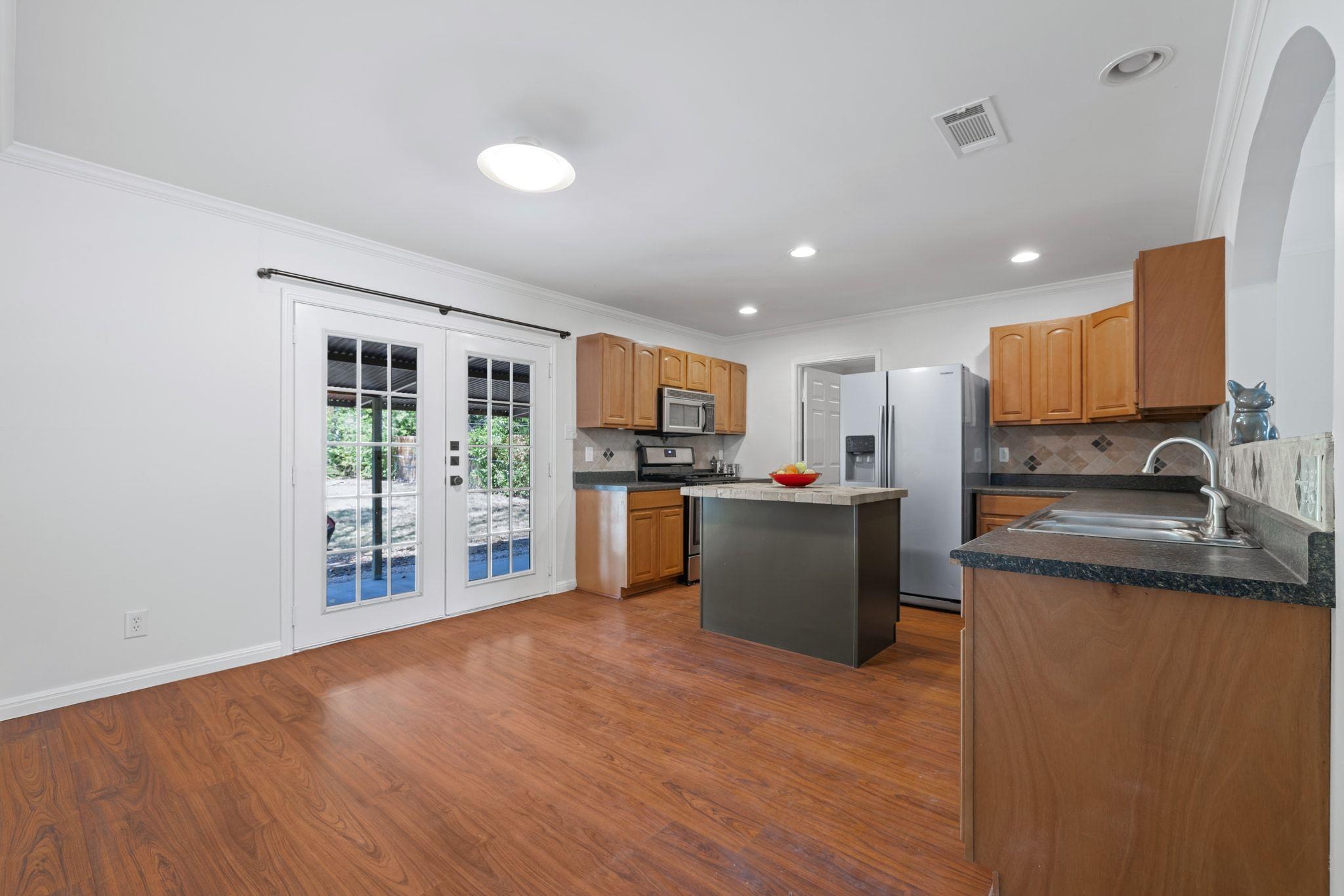 5306 Basswood Ln, Austin, TX 78723