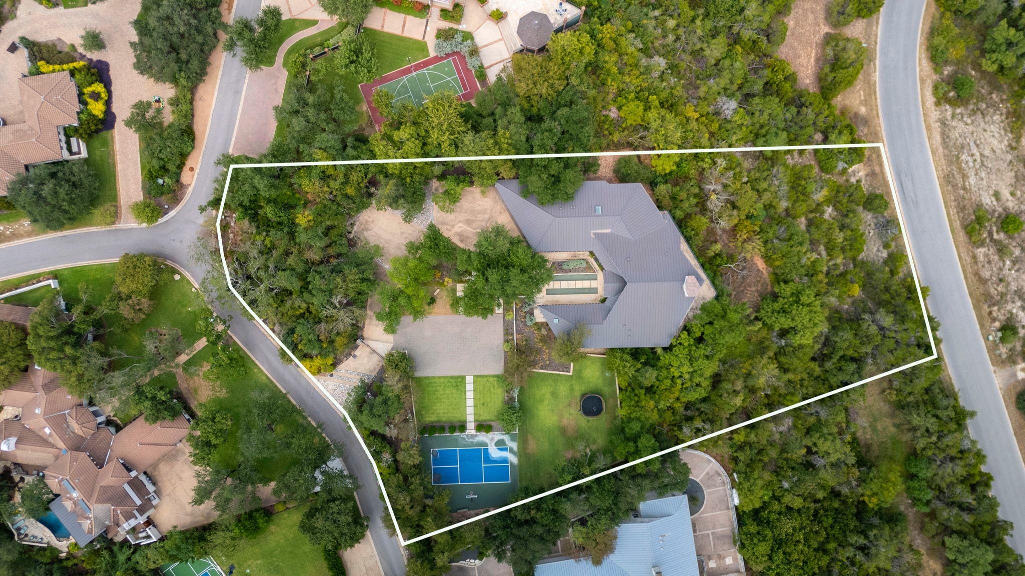 10 Hedge Ln, Austin, TX 78746