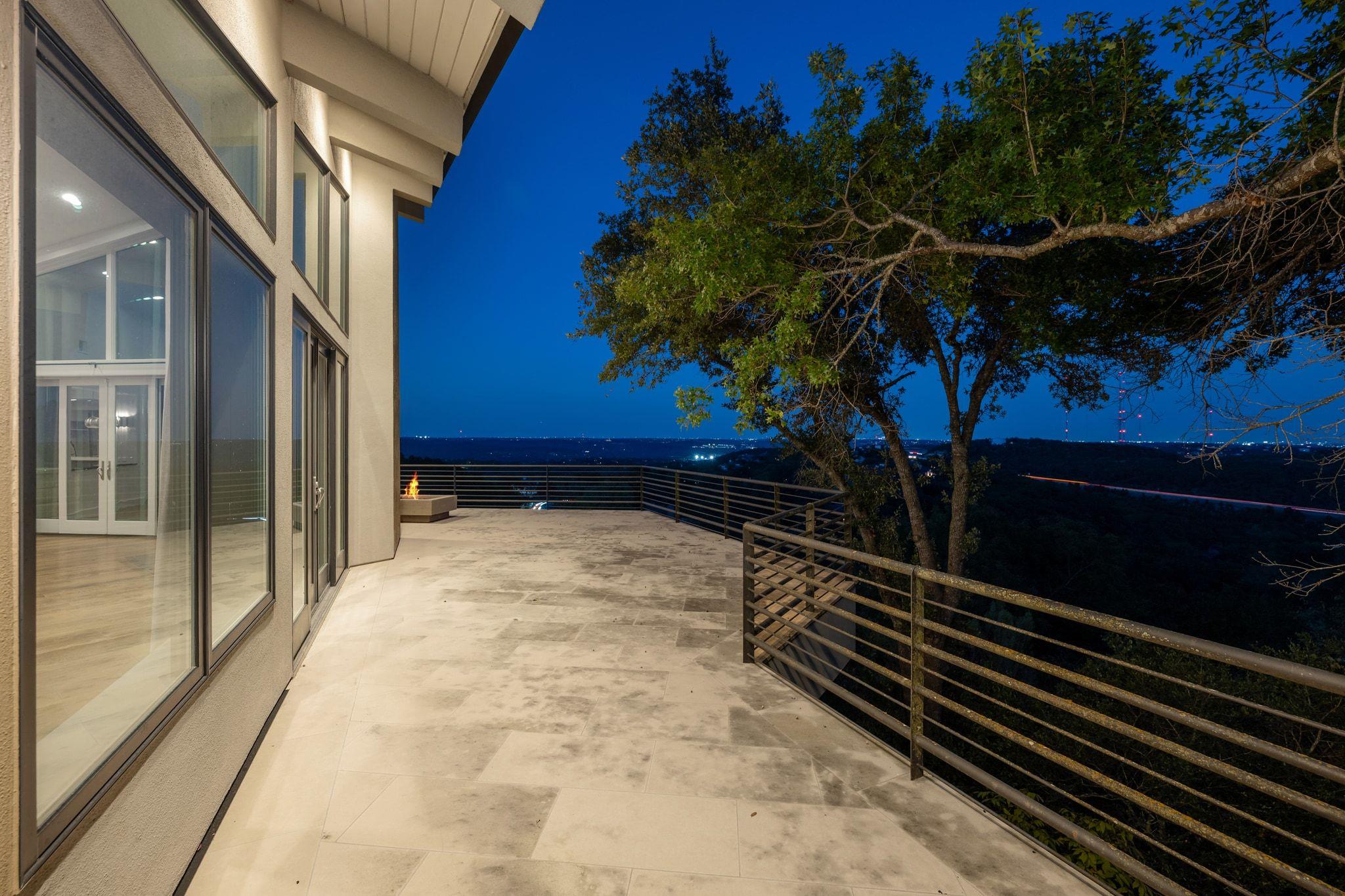 10 Hedge Ln, Austin, TX 78746