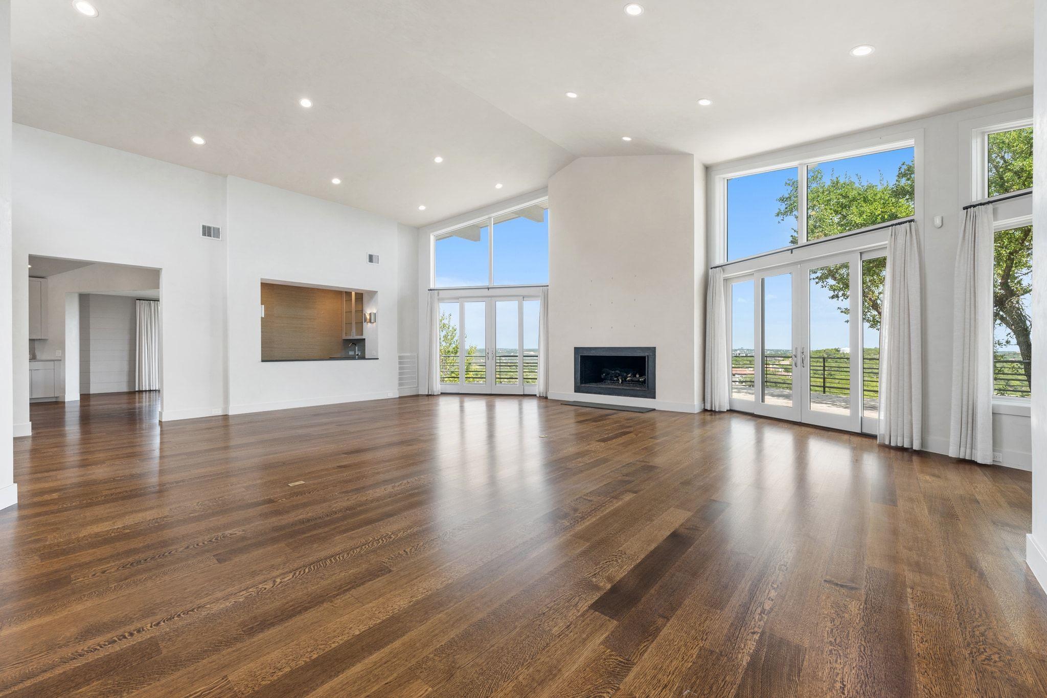 10 Hedge Ln, Austin, TX 78746