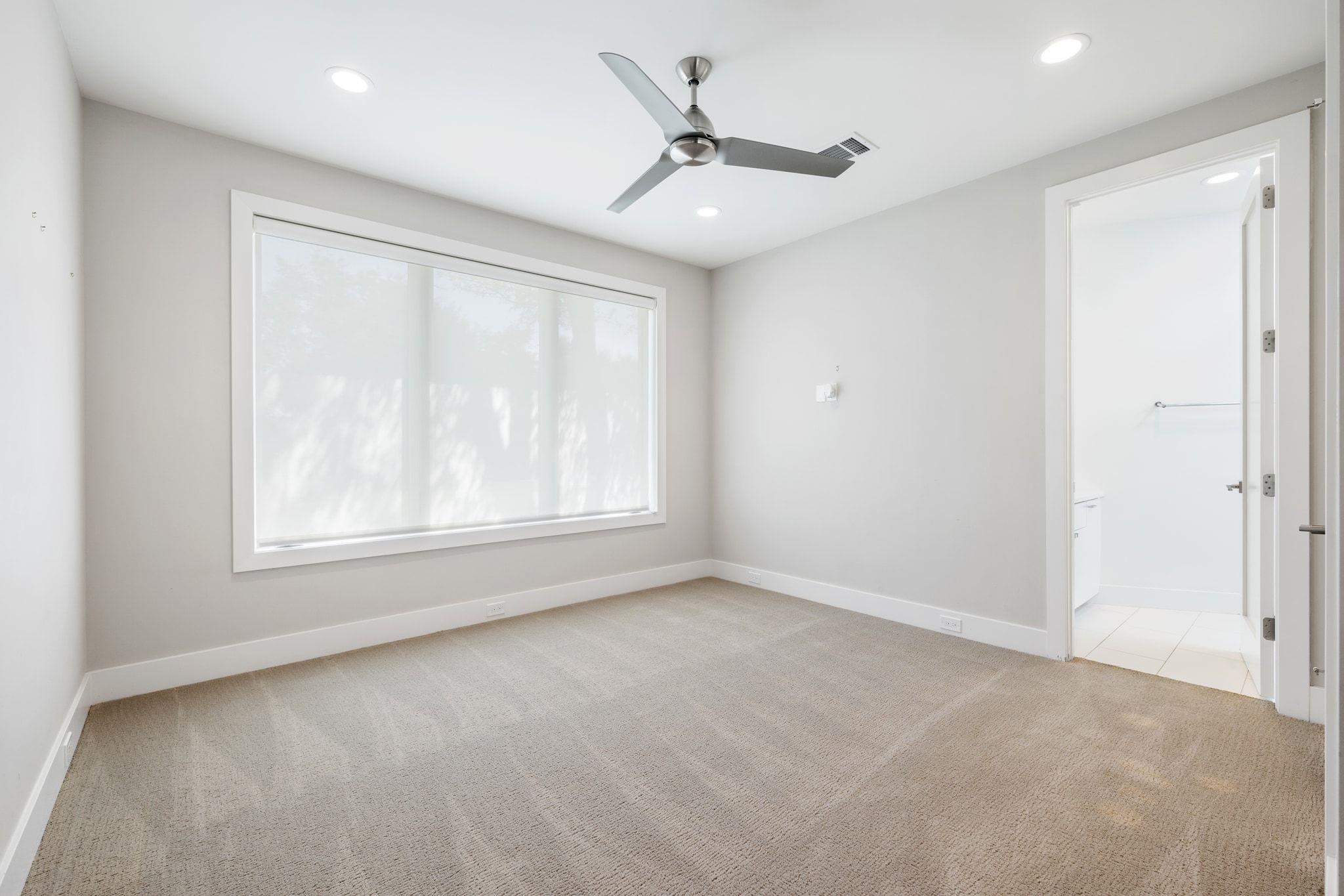 10 Hedge Ln, Austin, TX 78746