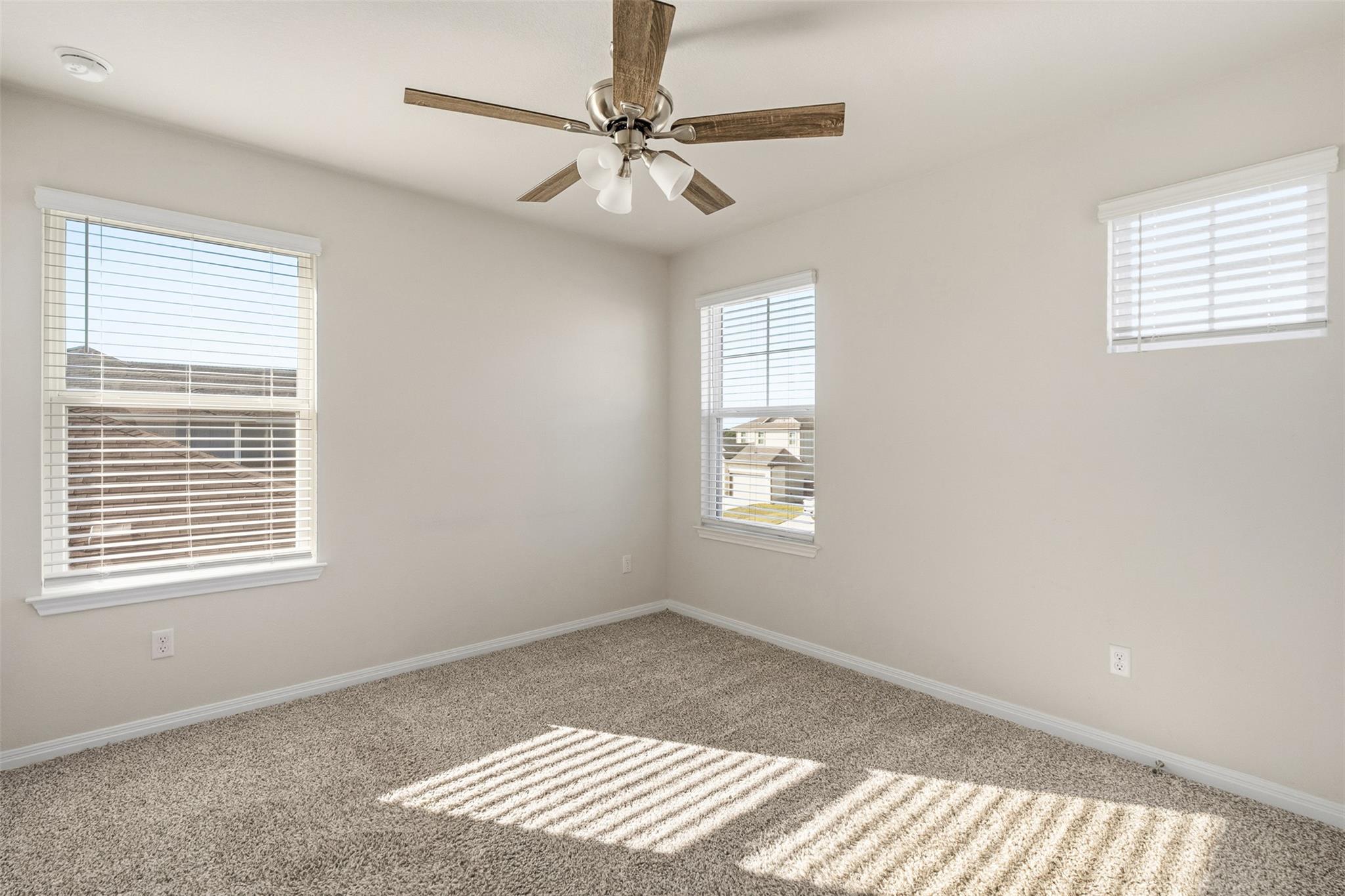 520 Loriner Way, Liberty Hill, TX 78642