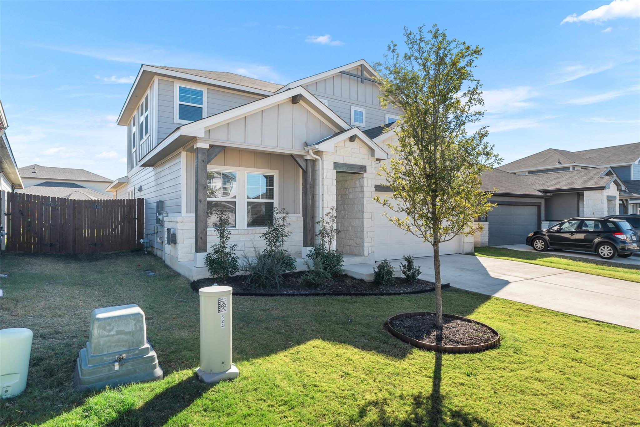520 Loriner Way, Liberty Hill, TX 78642