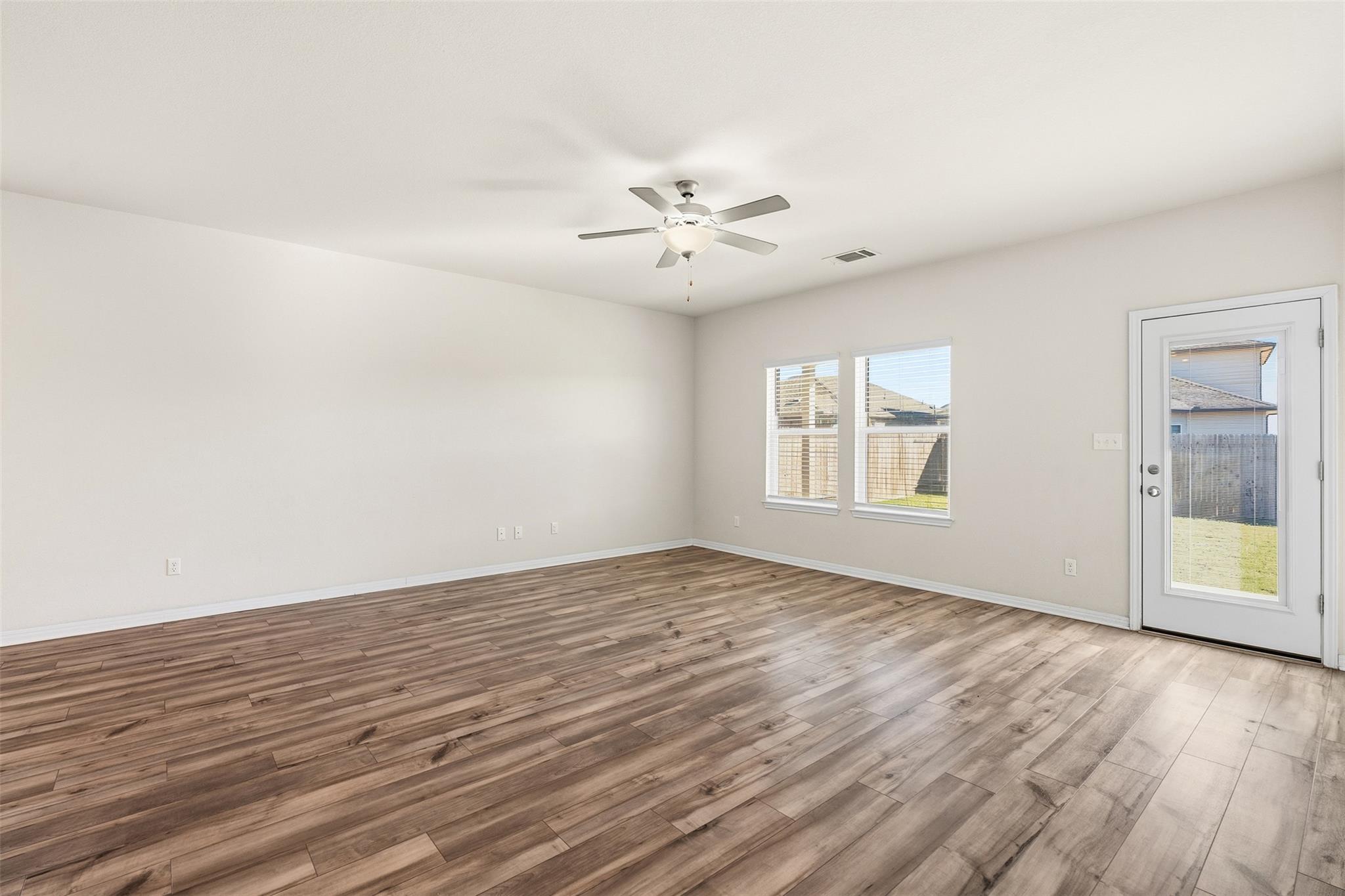 520 Loriner Way, Liberty Hill, TX 78642