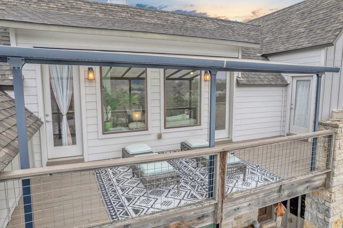 19506 Inverness Dr, Spicewood, TX 78669