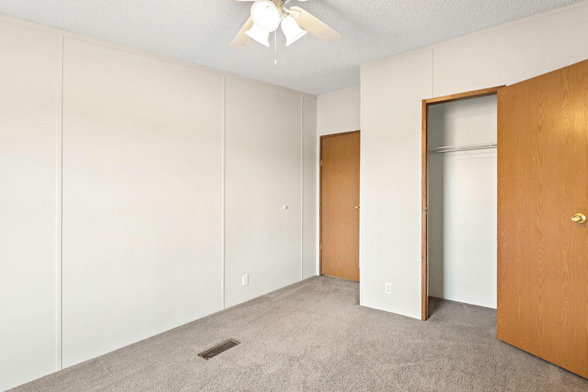 645 Old Luling Rd, Lockhart, TX 78644