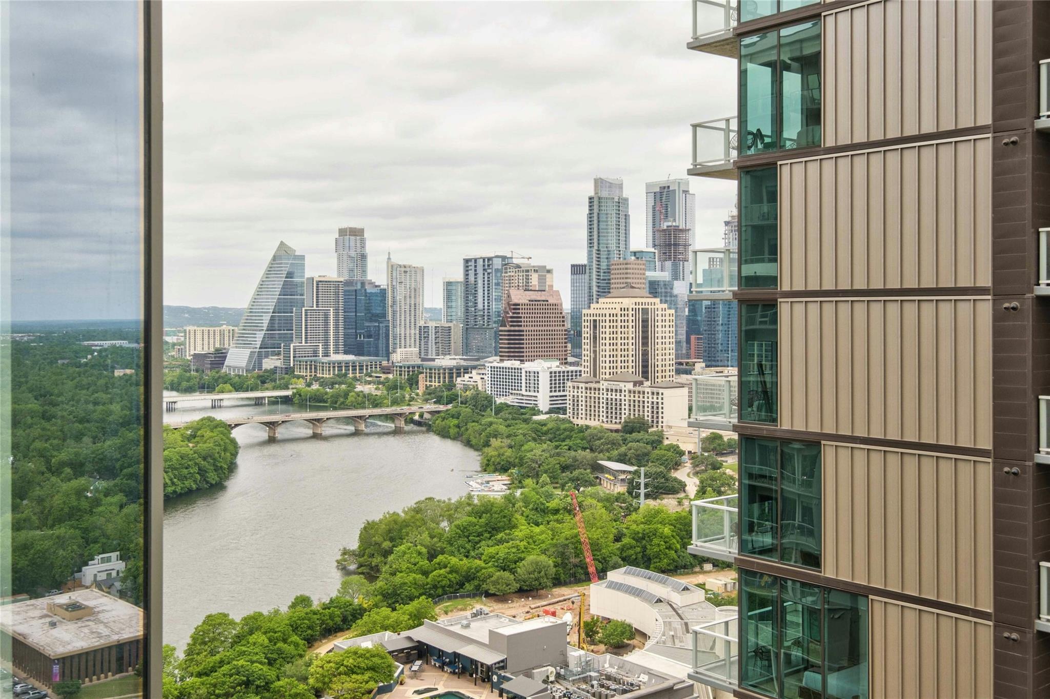 44 East Ave # 2506, Austin, TX 78701