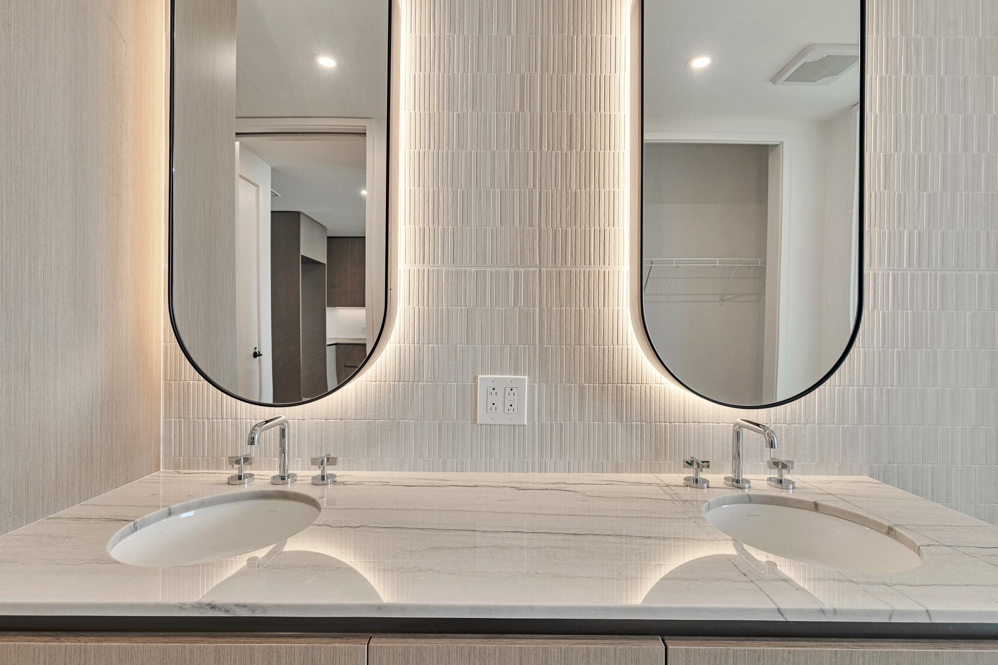 610 Davis St # 5006, Austin, TX 78701