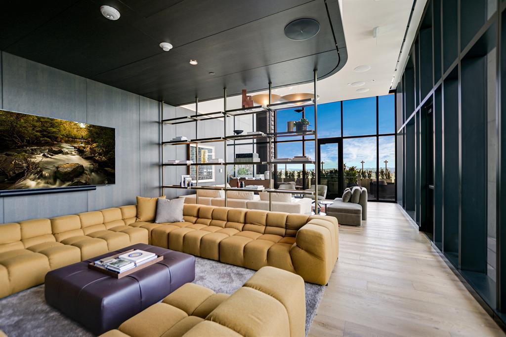 610 Davis St # 5006, Austin, TX 78701