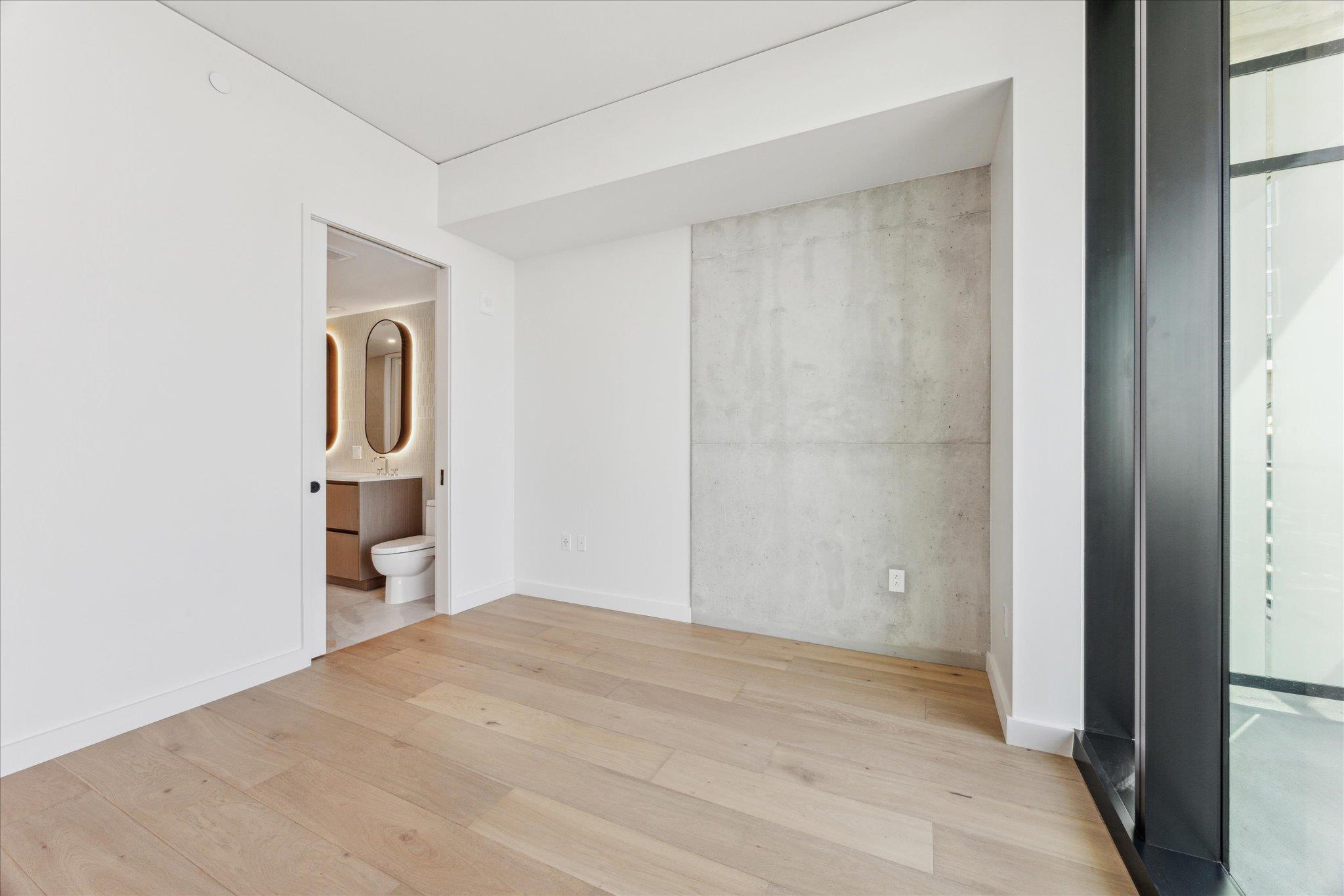 610 Davis St # 5006, Austin, TX 78701