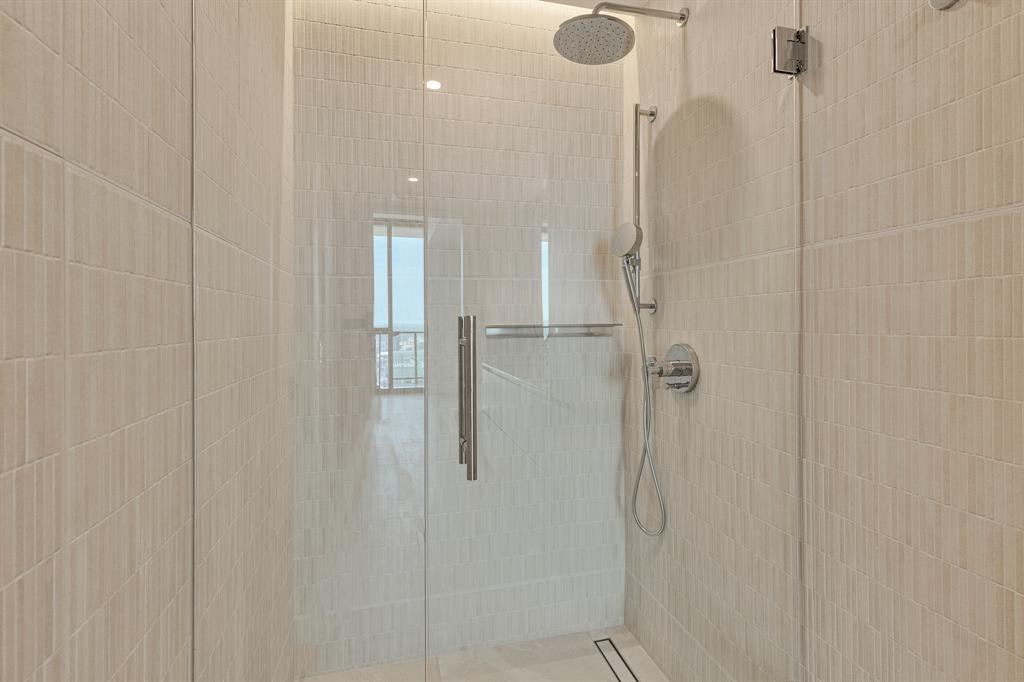 610 Davis St # 5006, Austin, TX 78701