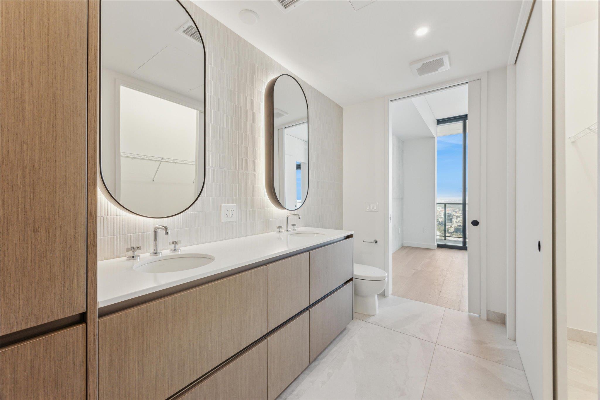 610 Davis St # 5006, Austin, TX 78701