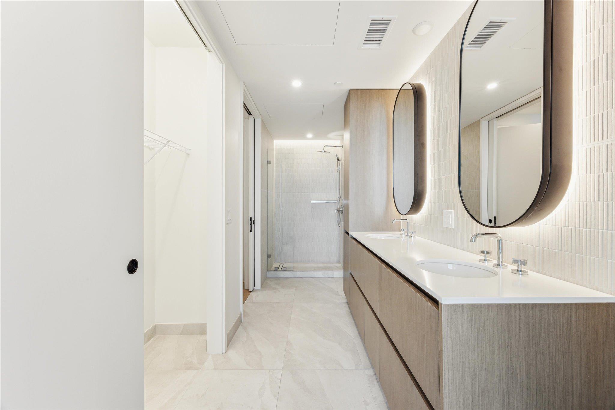 610 Davis St # 5006, Austin, TX 78701