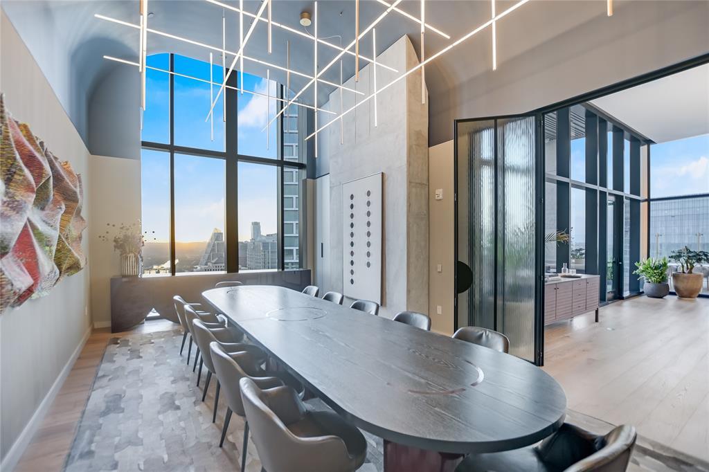 610 Davis St # 5006, Austin, TX 78701