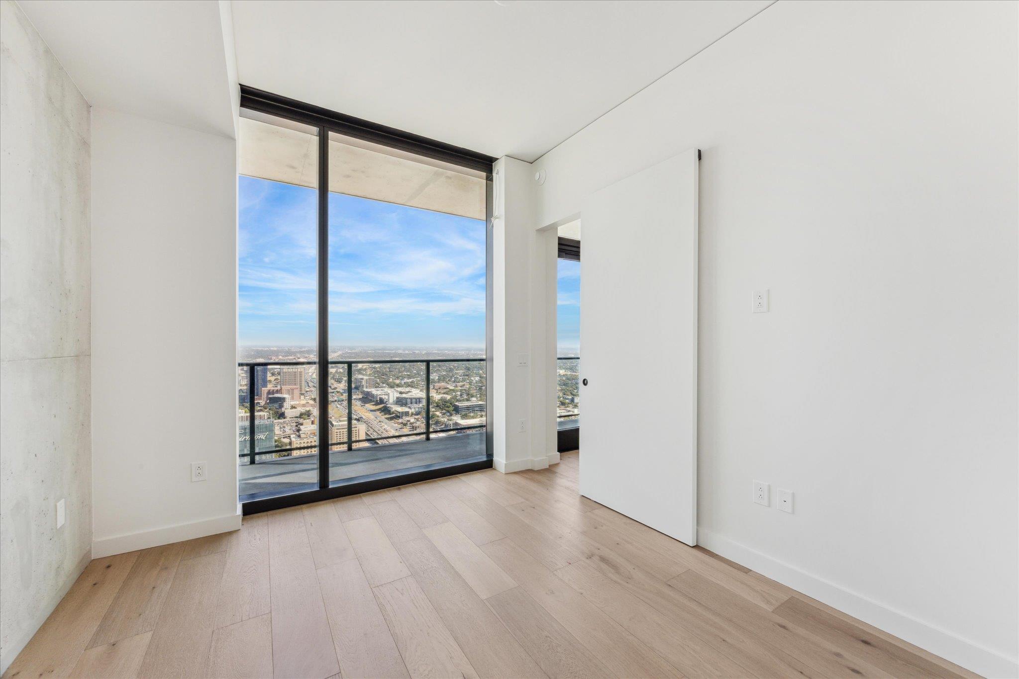 610 Davis St # 5006, Austin, TX 78701