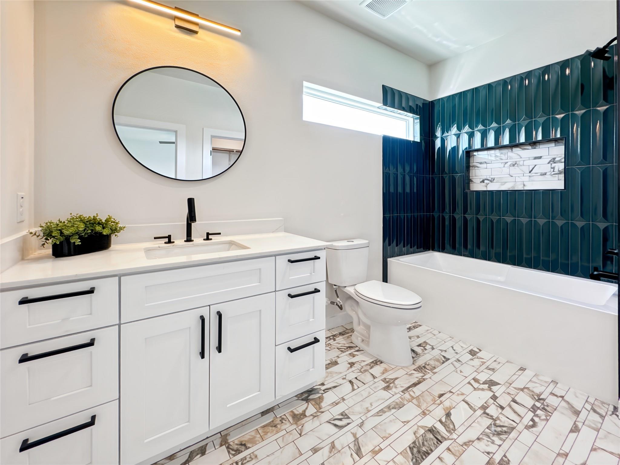 2309 Montopolis Dr # 8, Austin, TX 78741