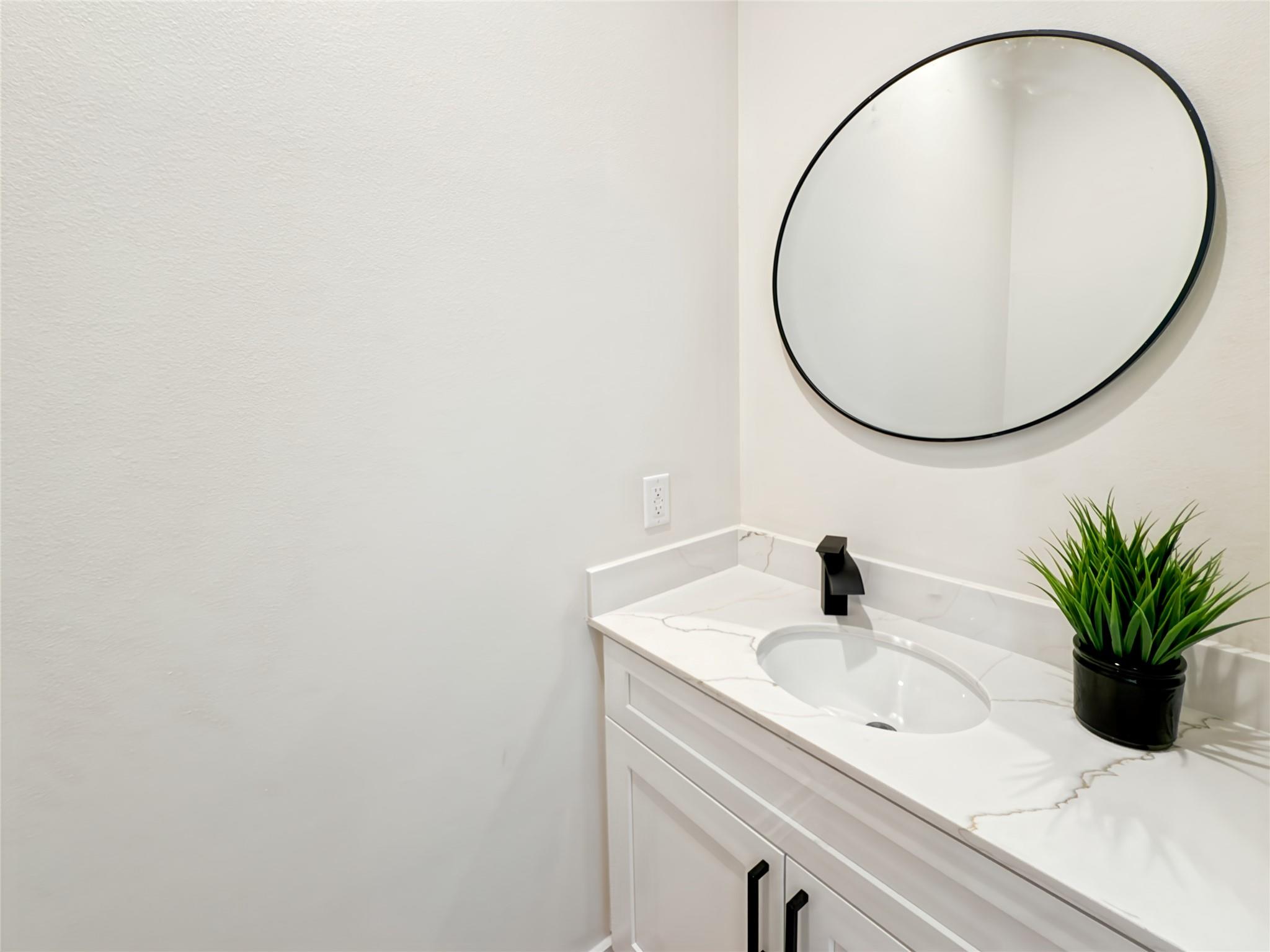 2309 Montopolis Dr # 8, Austin, TX 78741