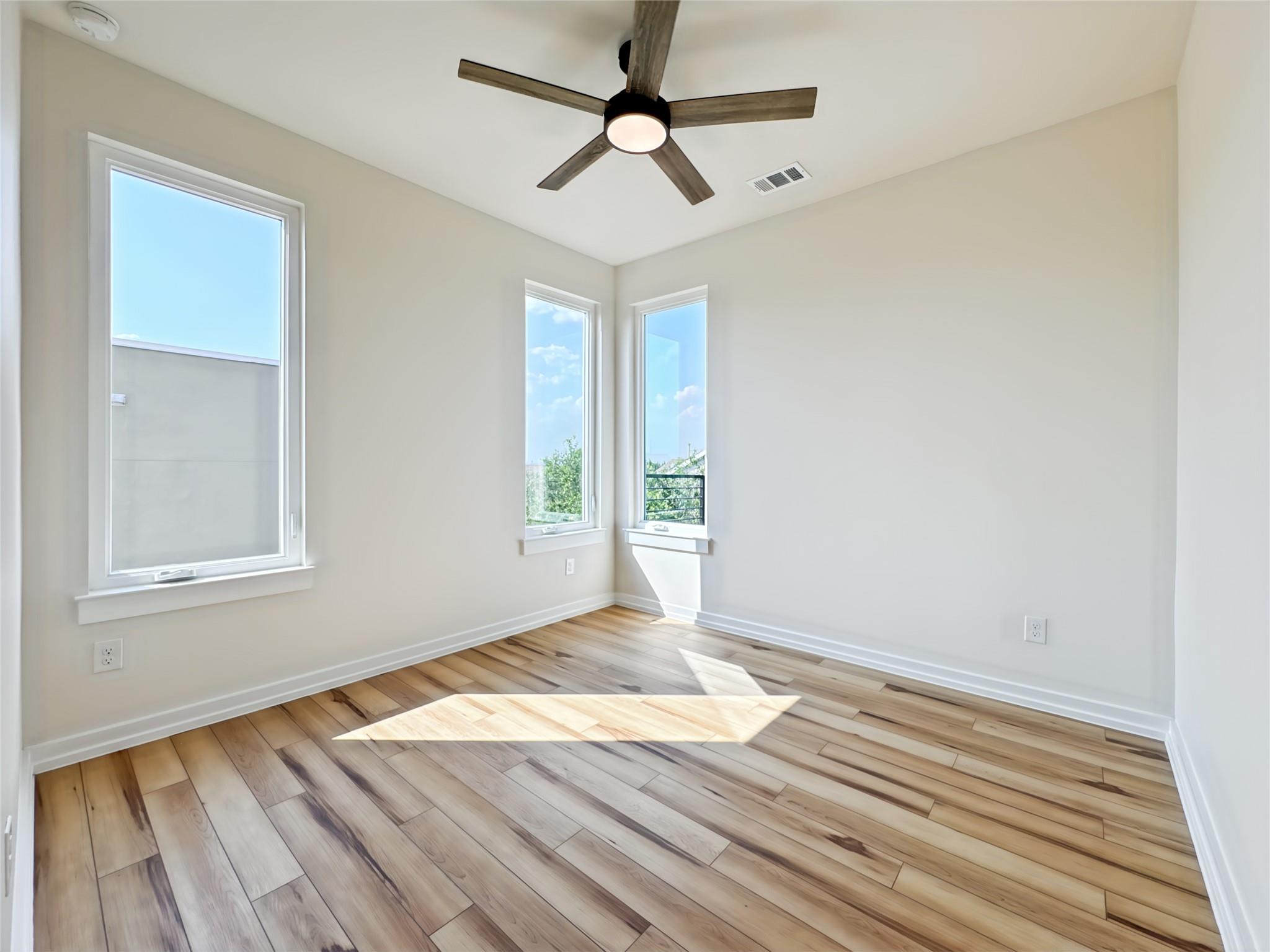 2309 Montopolis Dr # 8, Austin, TX 78741