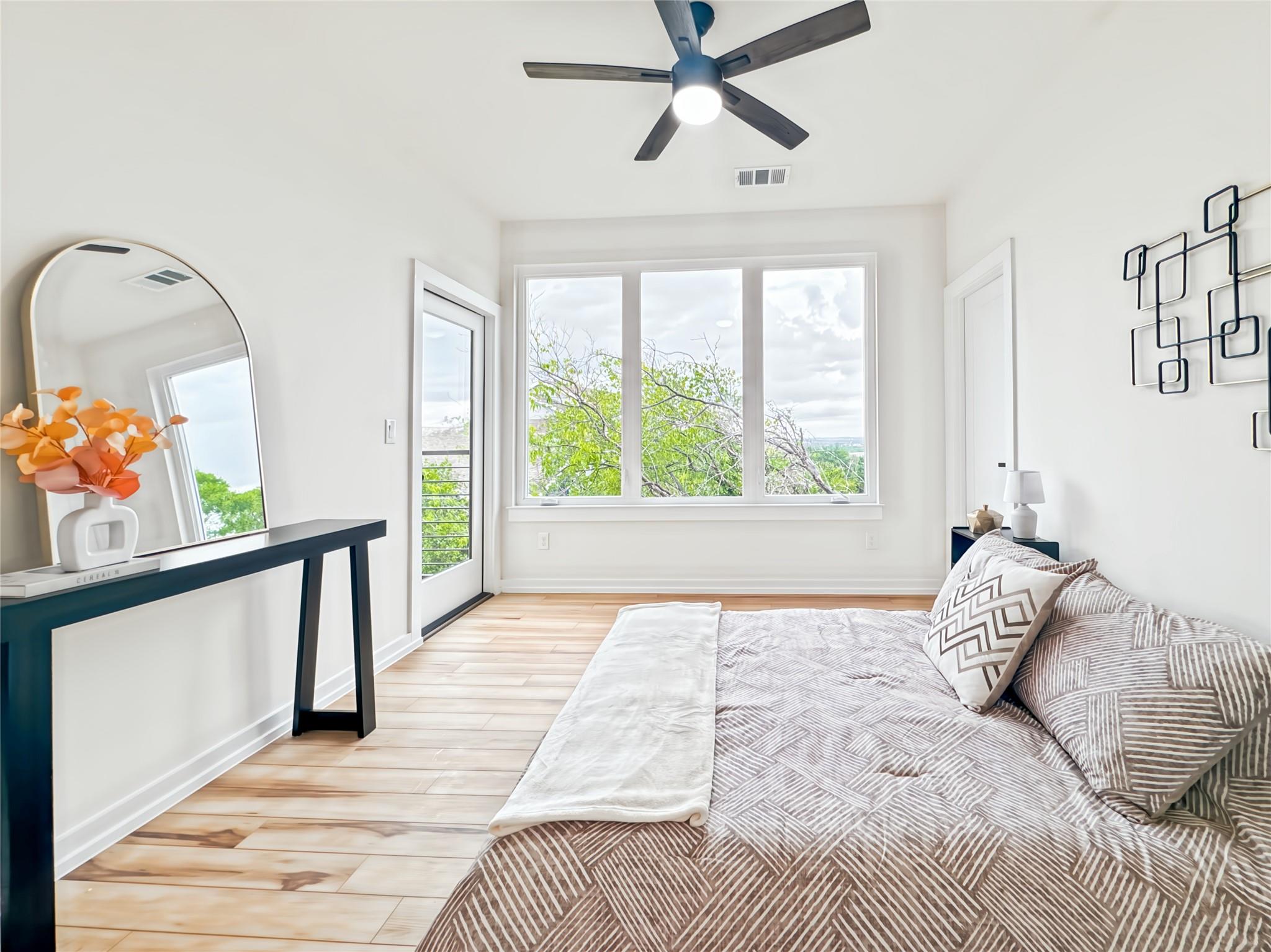 2309 Montopolis Dr # 8, Austin, TX 78741