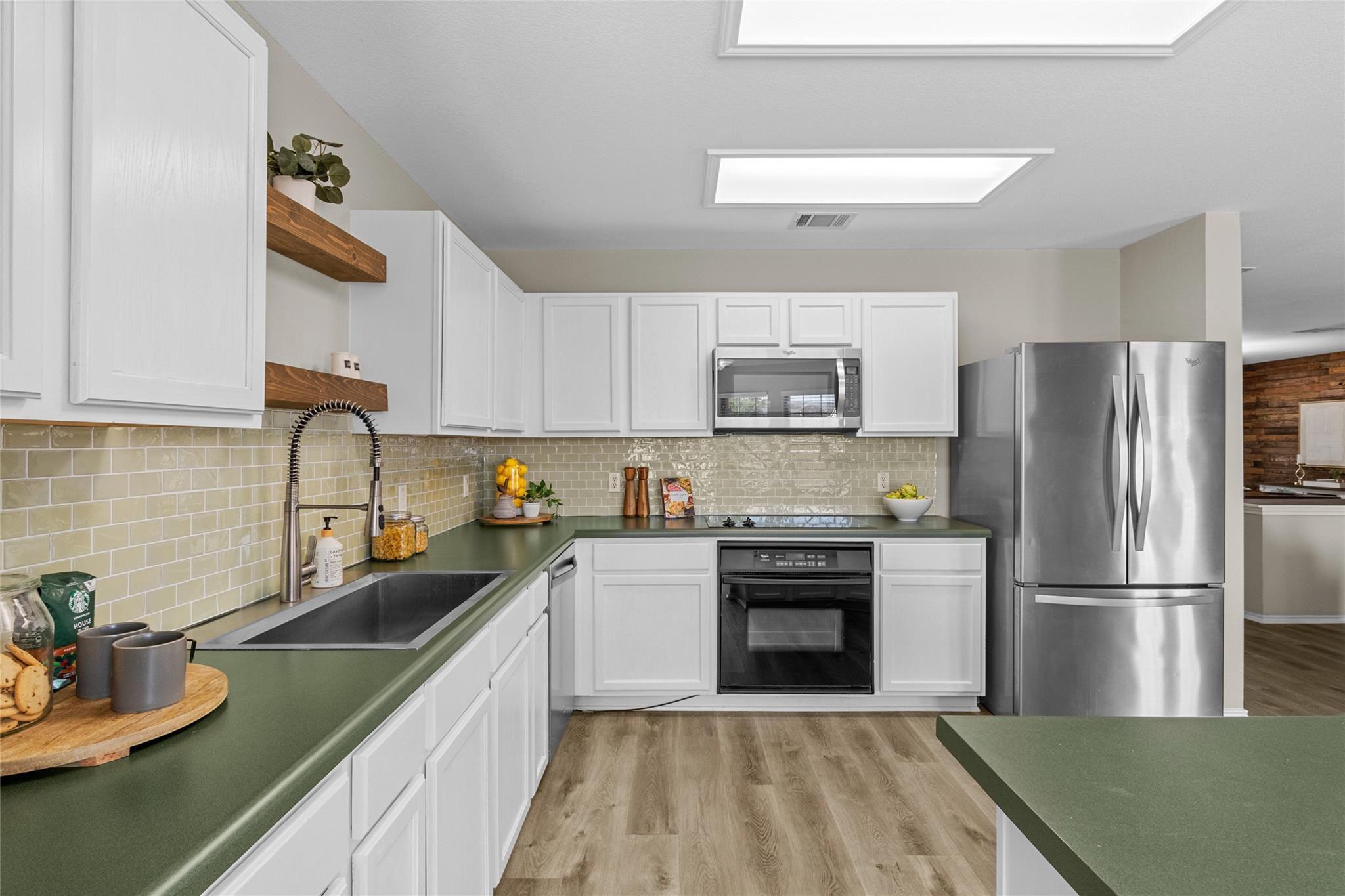 1120 Statler Bend Dr, Pflugerville, TX 78660