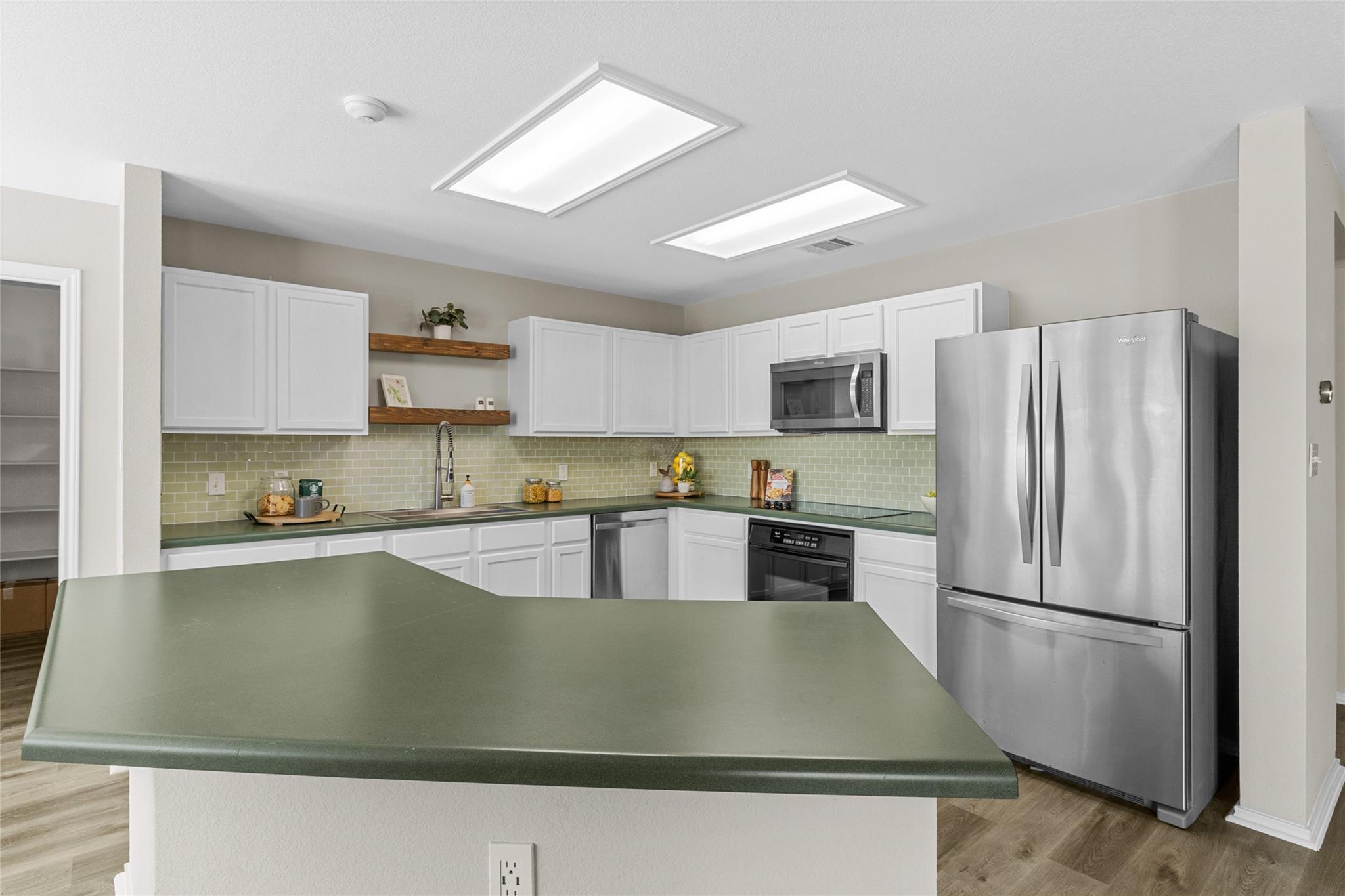 1120 Statler Bend Dr, Pflugerville, TX 78660