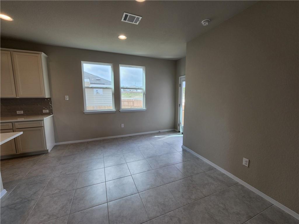 11400 Milano Dr, Austin, TX 78747