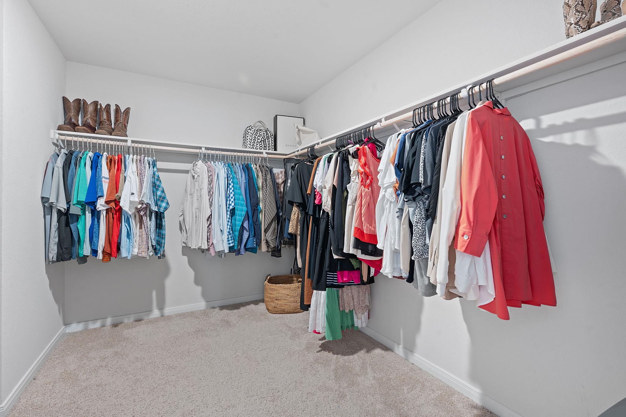 200 Addison Pl, Lockhart, TX 78644