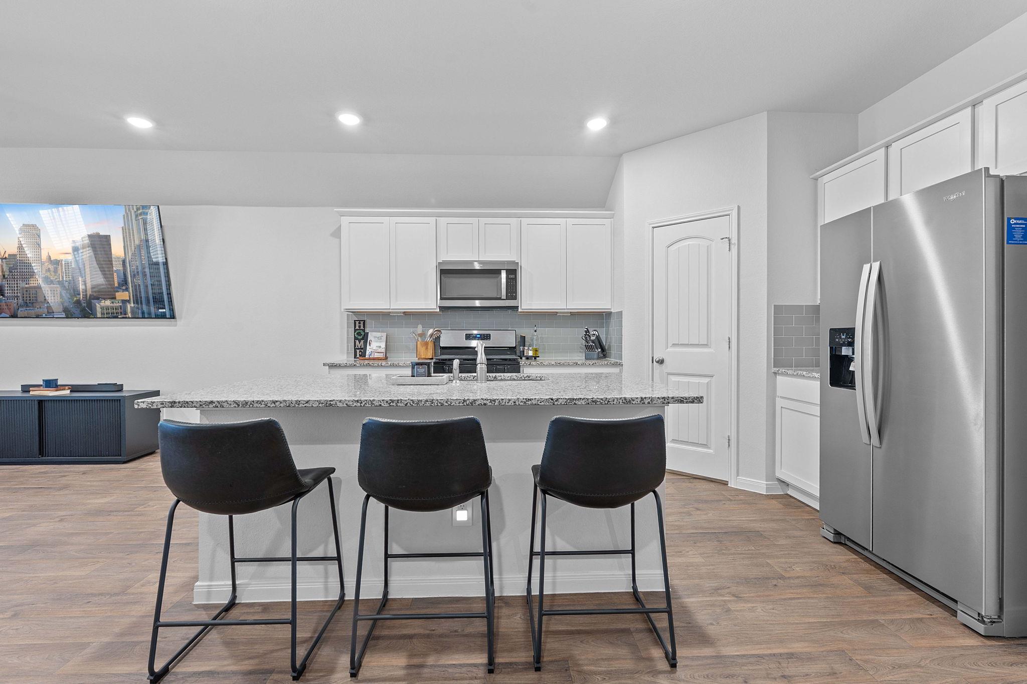 200 Addison Pl, Lockhart, TX 78644