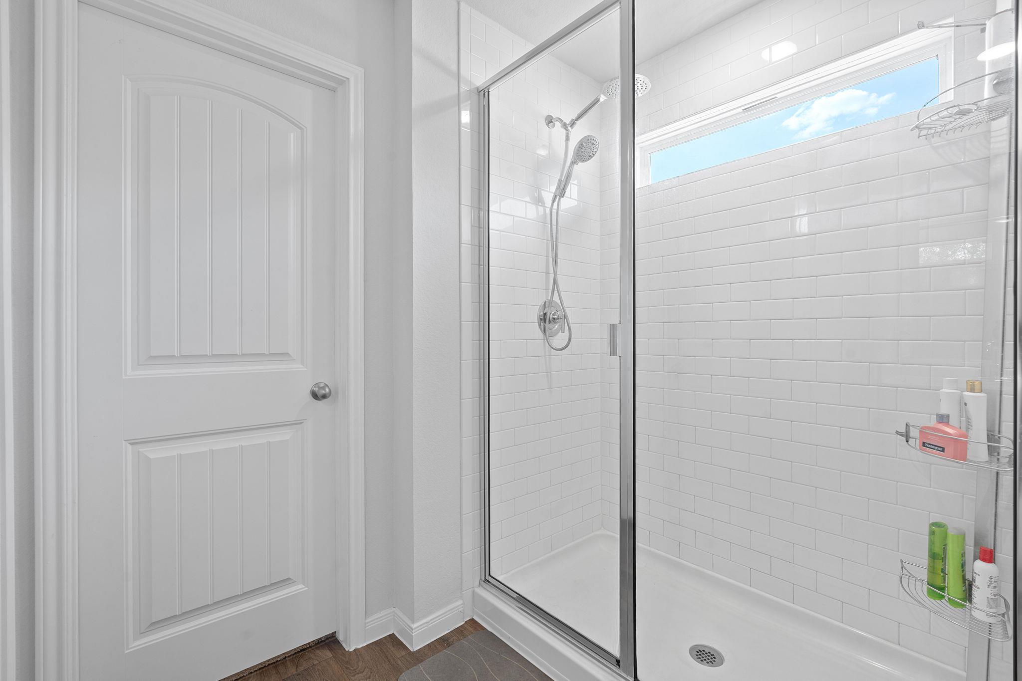 200 Addison Pl, Lockhart, TX 78644