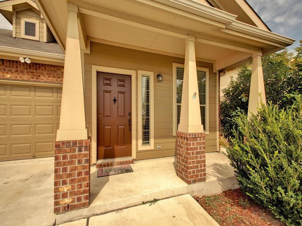 1520 Muirfield Bend Dr # B, Hutto, TX 78634